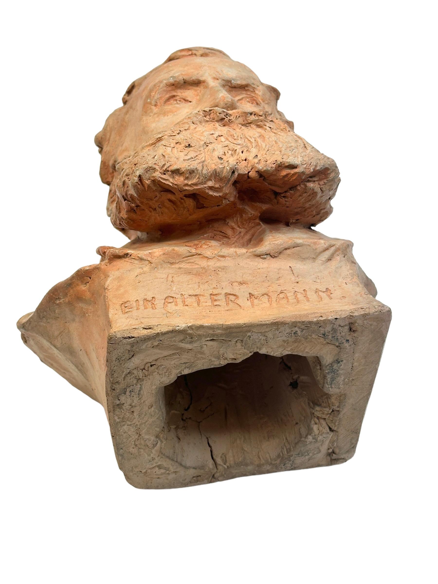Terracotta Busto in terracotta del XX secolo di un vecchio gentiluomo, Germania 1936 in vendita