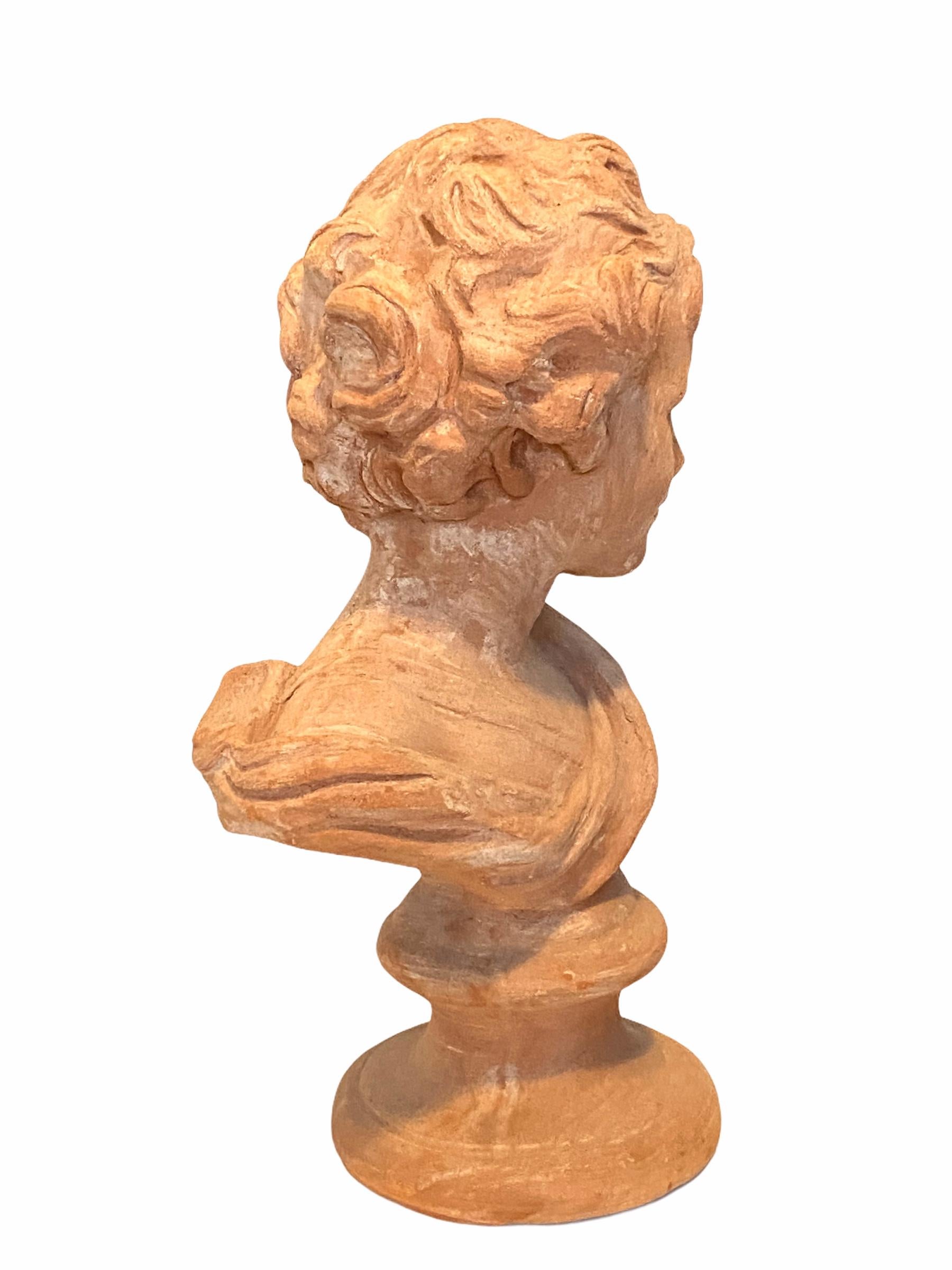 Buste de noblesse italienne en terre cuite du 20ème siècle, Italie Vintage en vente 1