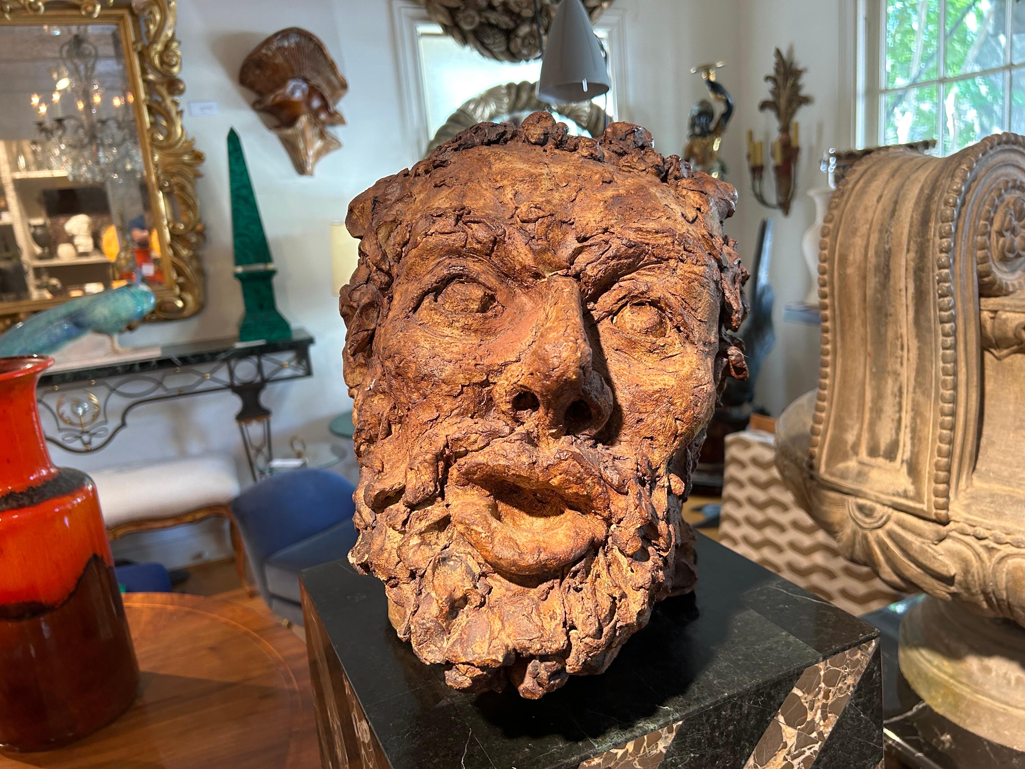 20th Century Terracotta Bust Sculpture Of A Classical Greek.
Offered is a handsome 20th century terra cotta bust of a classical Greek male.
Expertly executed however it is unsigned.