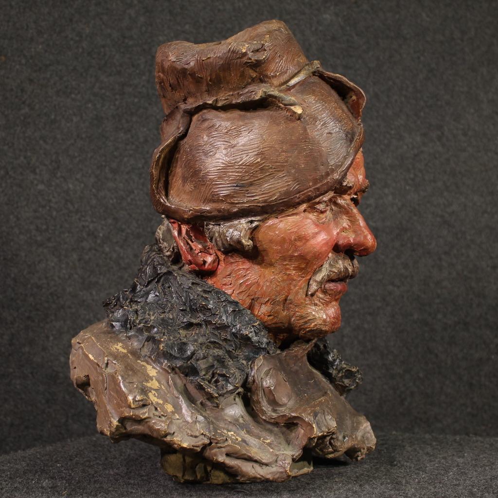 20th Century Terracotta Italian Half Bust Fisherman Sculpture, 1920 In condizioni buone in vendita a Vicoforte, Piedmont
