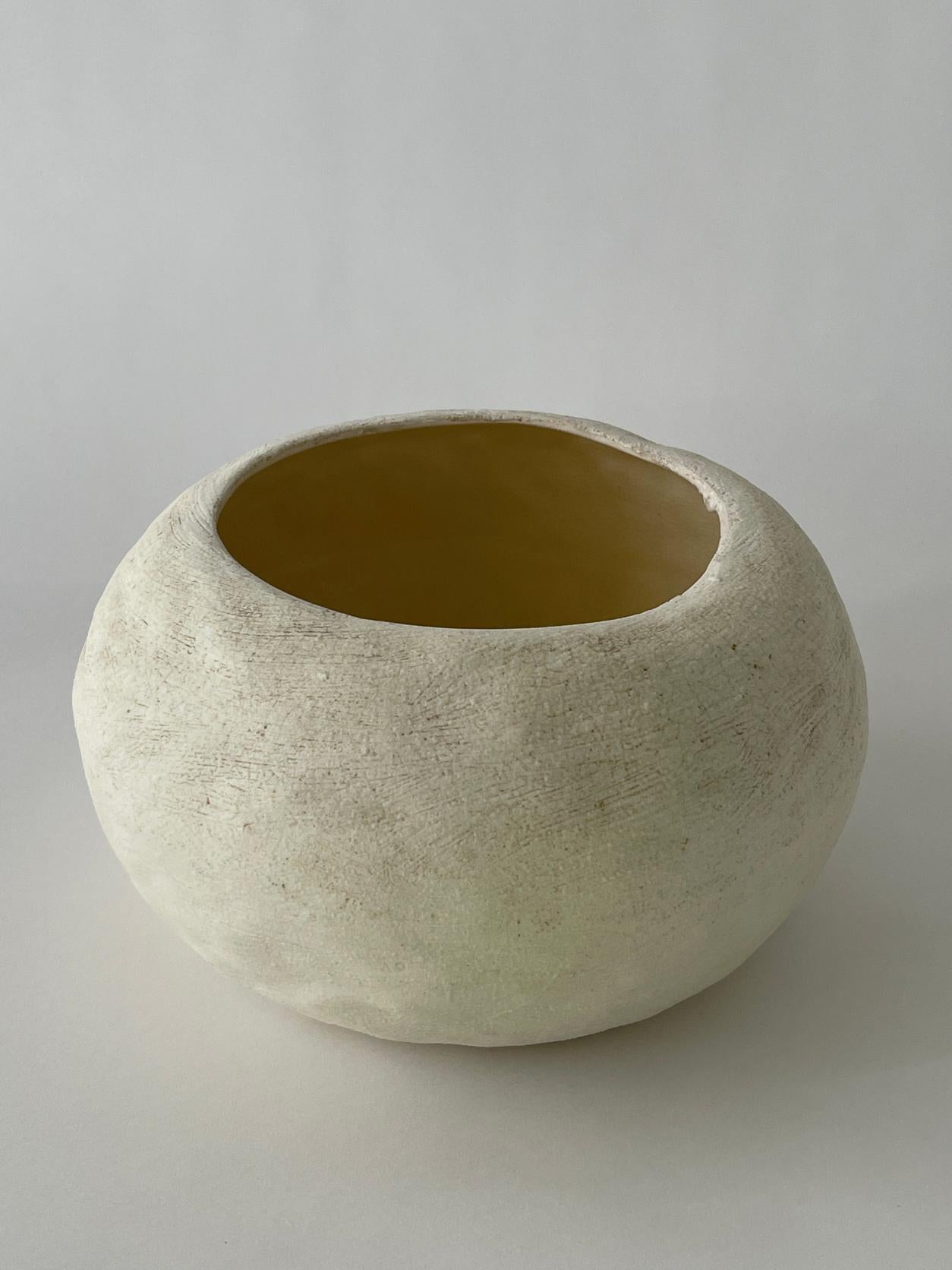 Organic Modern 20th Century Textured Ceramic Bowl For Sale