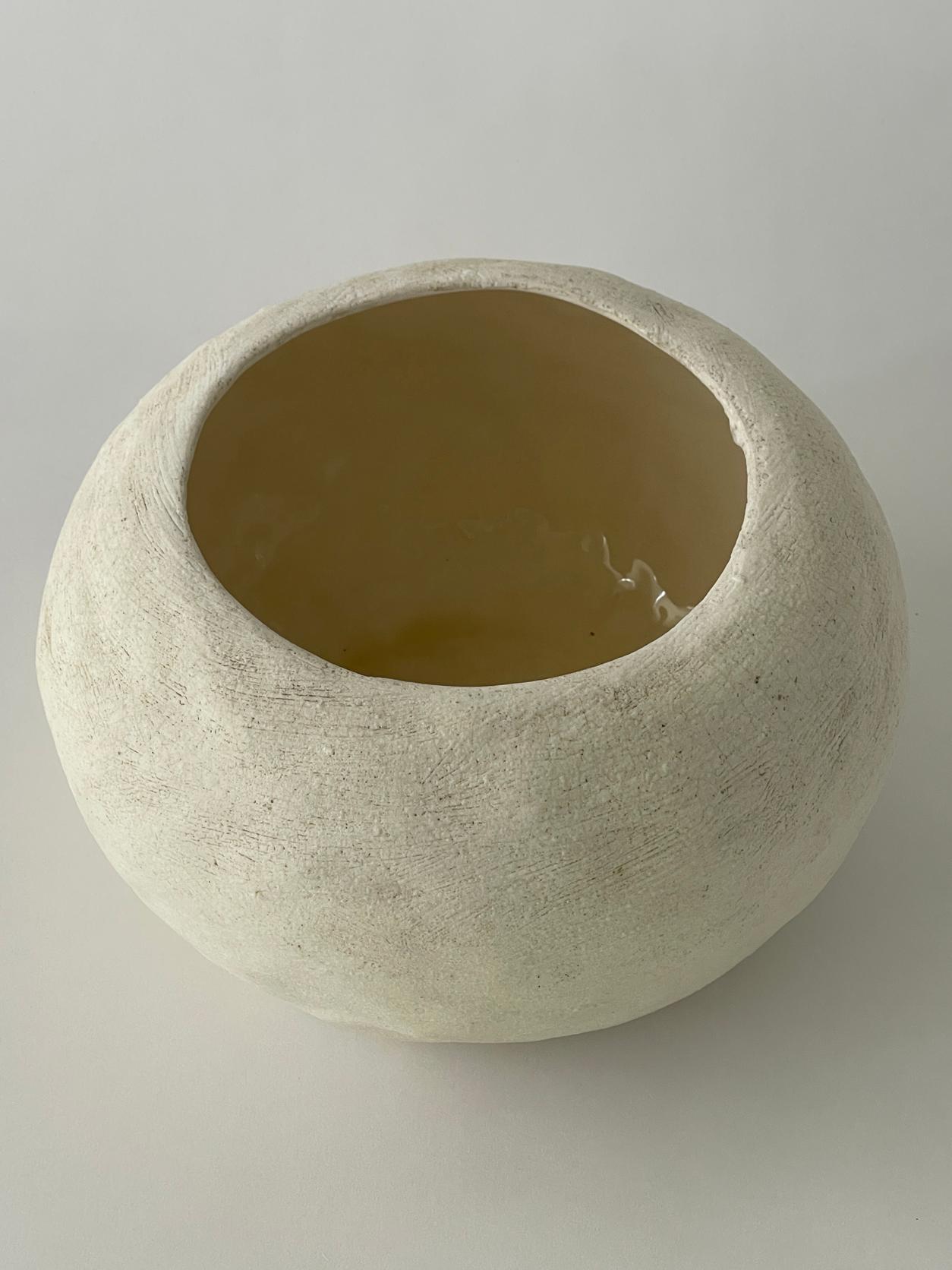 Hand-Crafted 20th Century Textured Ceramic Bowl For Sale