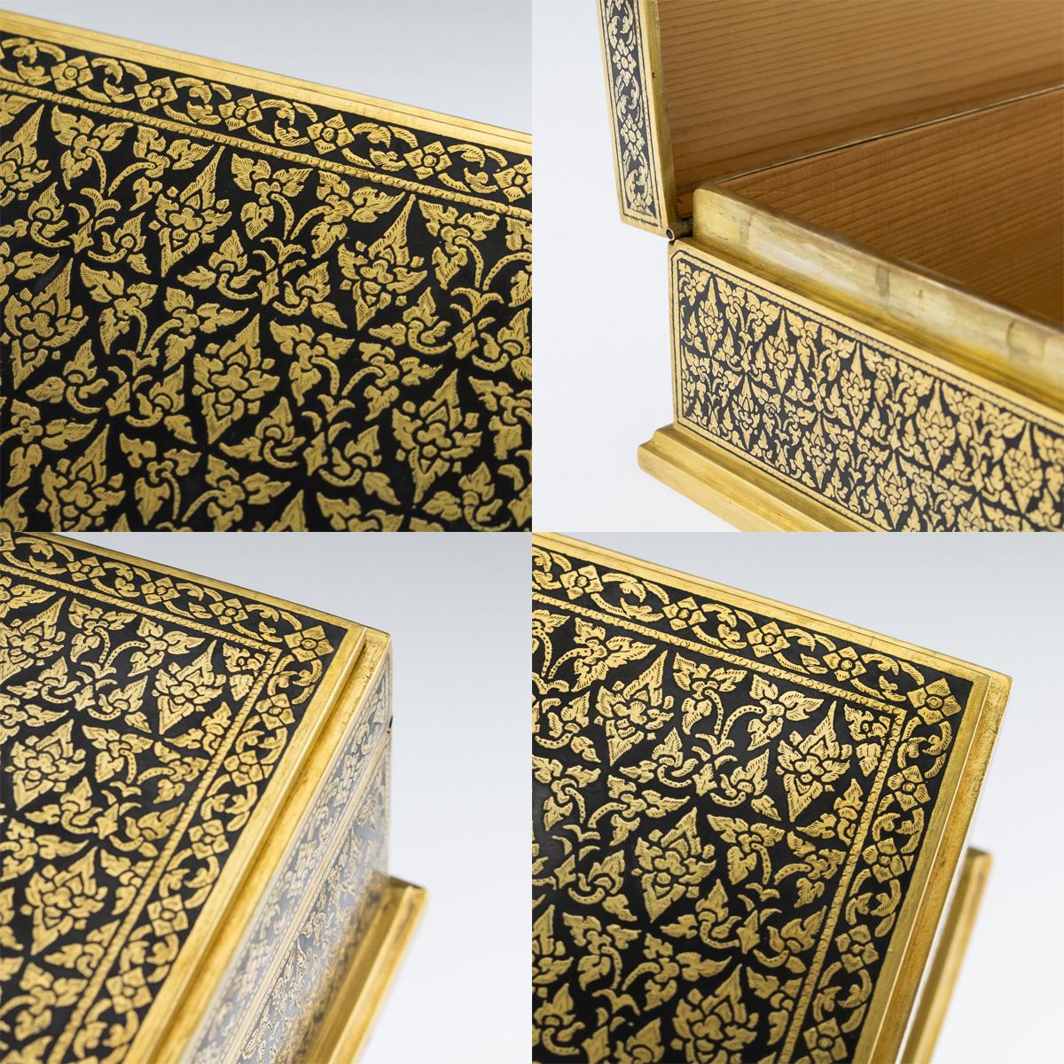 20th Century Thai Royal Silver-Gilt Niello Enamel Cigar Box, Bangkok, circa 1960 4