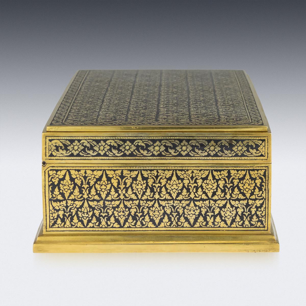 20th Century Thai Royal Silver-Gilt Niello Enamel Cigar Box, Bangkok, circa 1960 In Good Condition In Royal Tunbridge Wells, Kent
