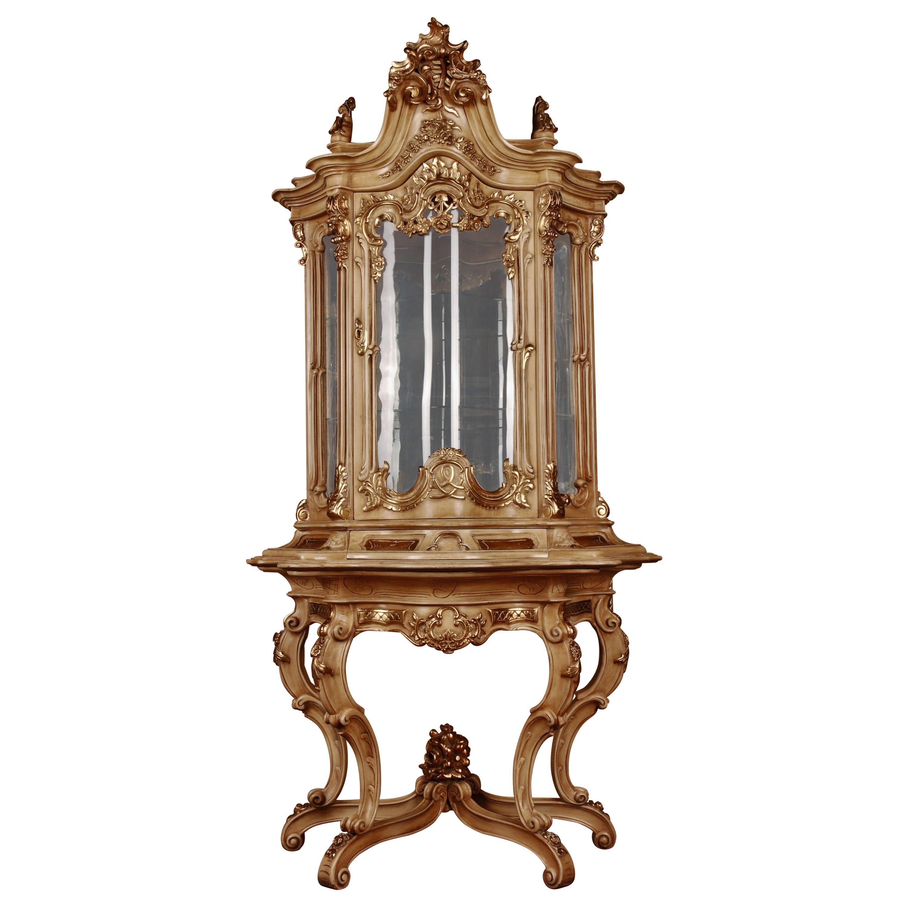 20th Century the Style of Frederick the Great Vitrine For Sale