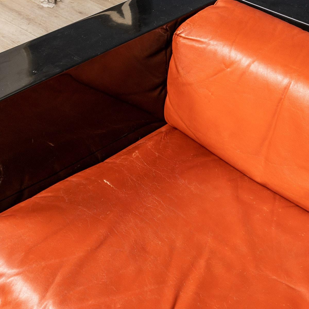 20th Century Three-Seater Sofa by Lella and Massimo Vignelli for Poltronova For Sale 8