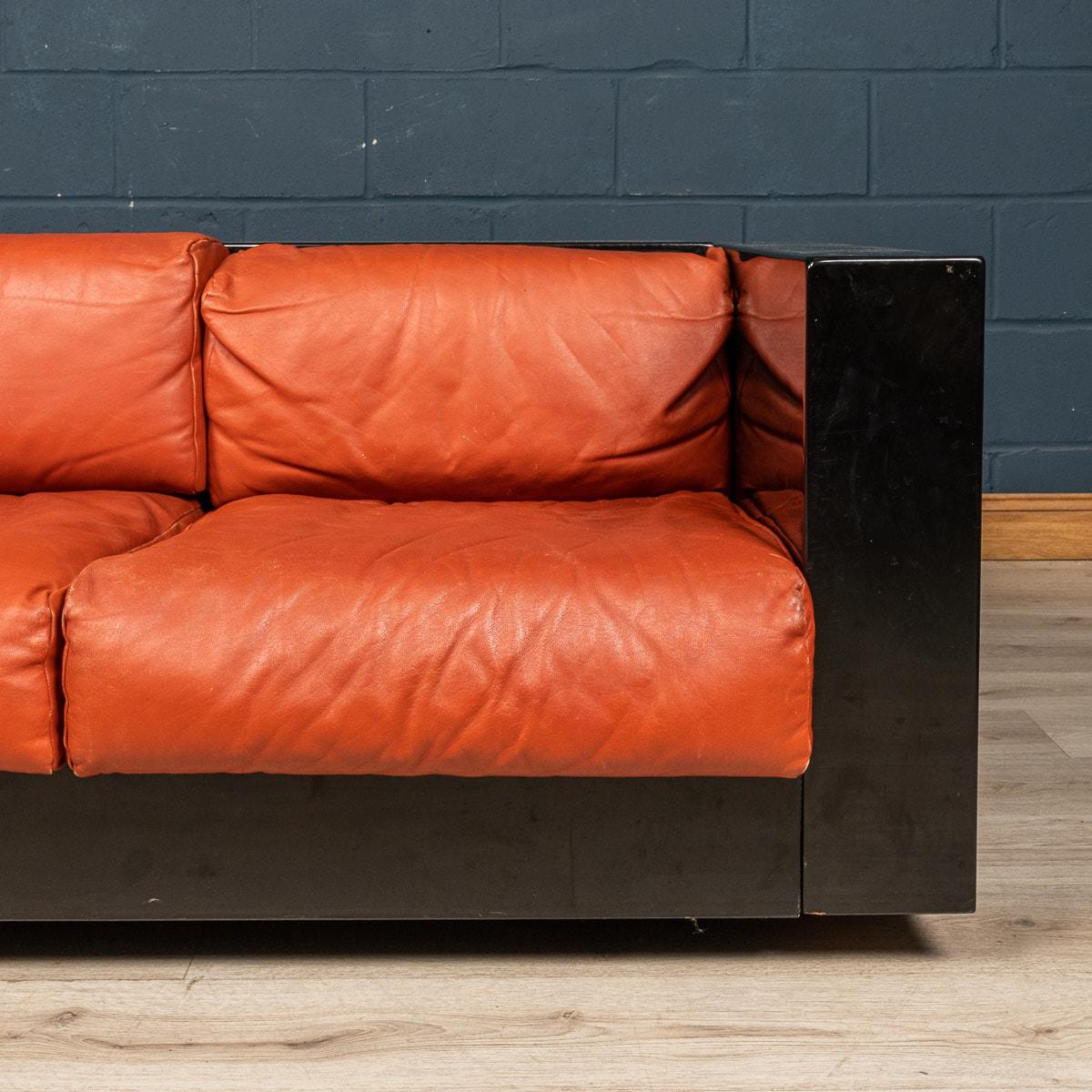 20th Century Three-Seater Sofa by Lella and Massimo Vignelli for Poltronova For Sale 11