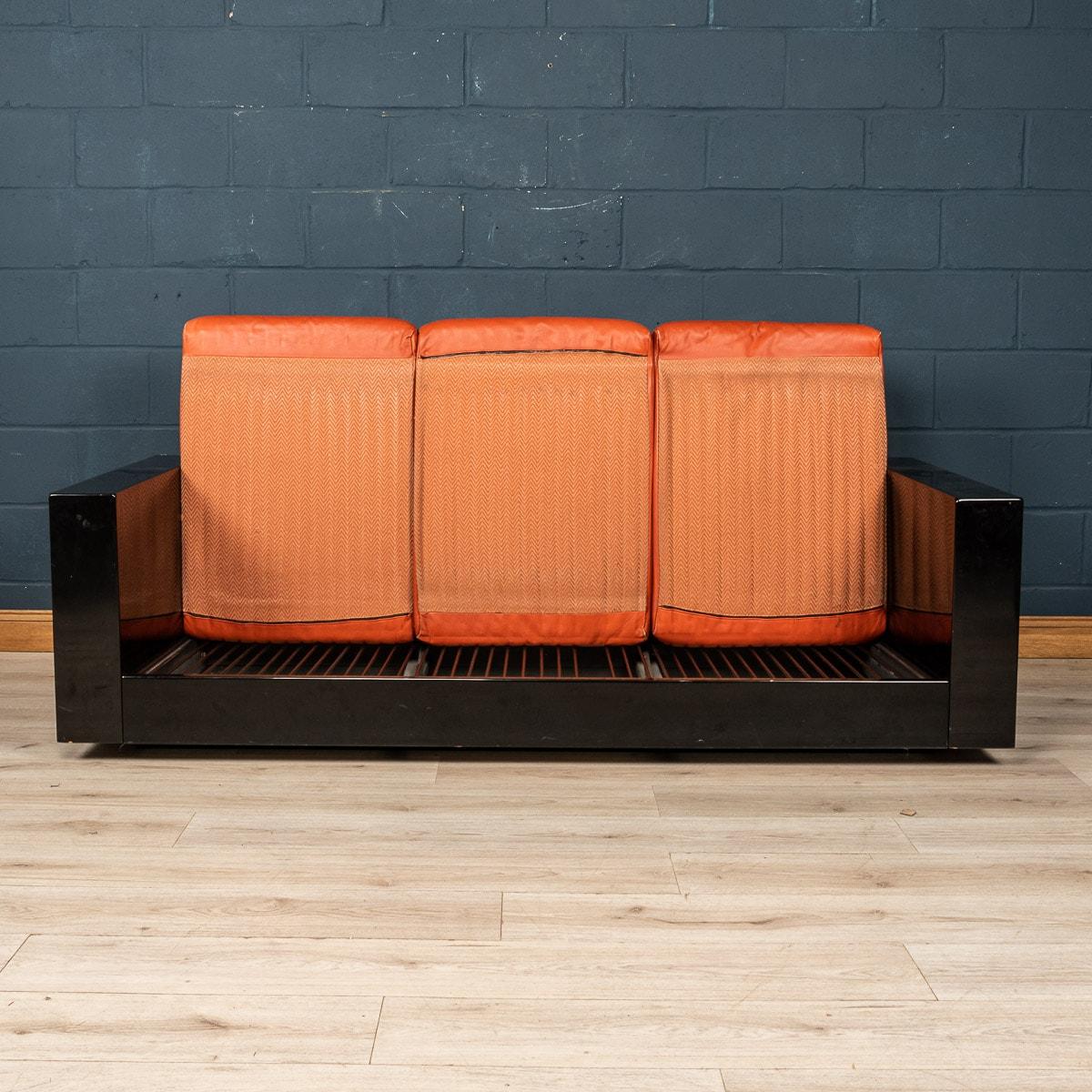 20th Century Three-Seater Sofa by Lella and Massimo Vignelli for Poltronova For Sale 3