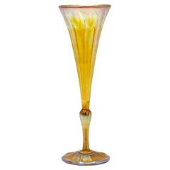 20th Century Tiffany Studios Gold Favrile Blown Glass Flower-Form Footed Vase 20th Century Tiffany Studios Gold Favrile Blown Glass Flower-Form Footed Vase