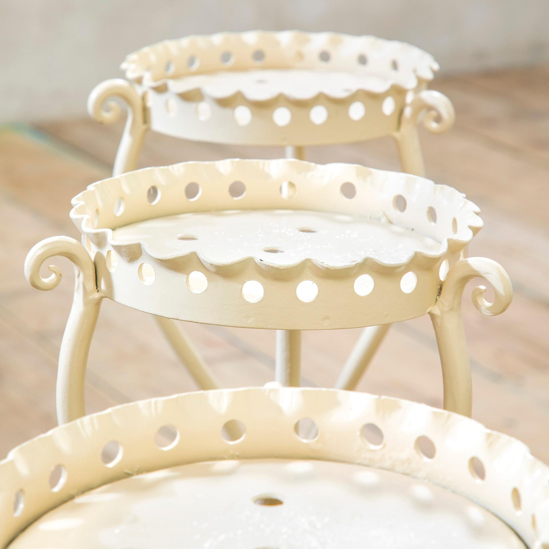 Mid-20th Century 20th Century, Tomaso Buzzi Set of Three Plant Holder in vendita