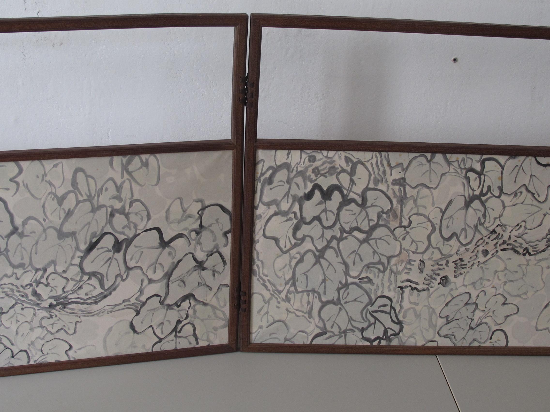 20th Century Tomita Keisen Two-Fold Paper Screen In Good Condition For Sale In TORINO, IT