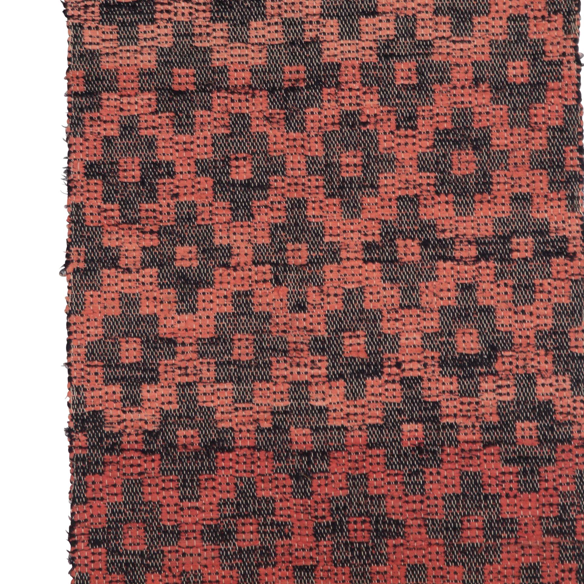 Traditioneller schwedischer Teppich des 20. Jahrhunderts mit geometrischem Muster. 
Um 1950.