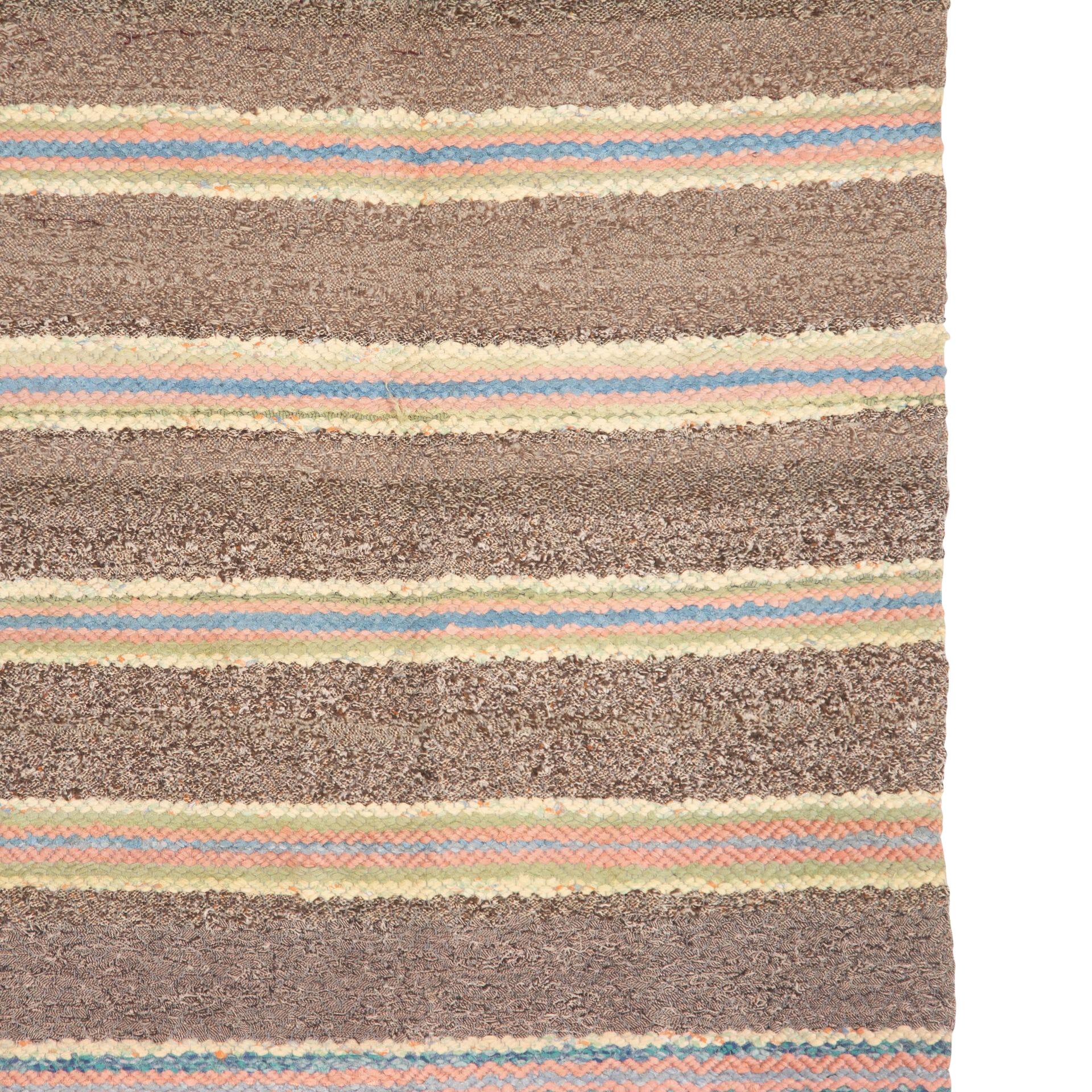 20th Century Traditional Swedish Rug In Good Condition For Sale In Tetbury, Gloucestershire