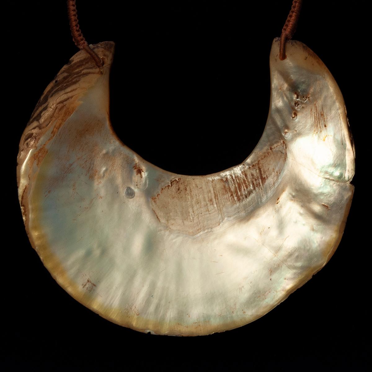 20th Century Tribal Kina Shell Pectoral Necklace by Unknown Jeweler For Sale 1
