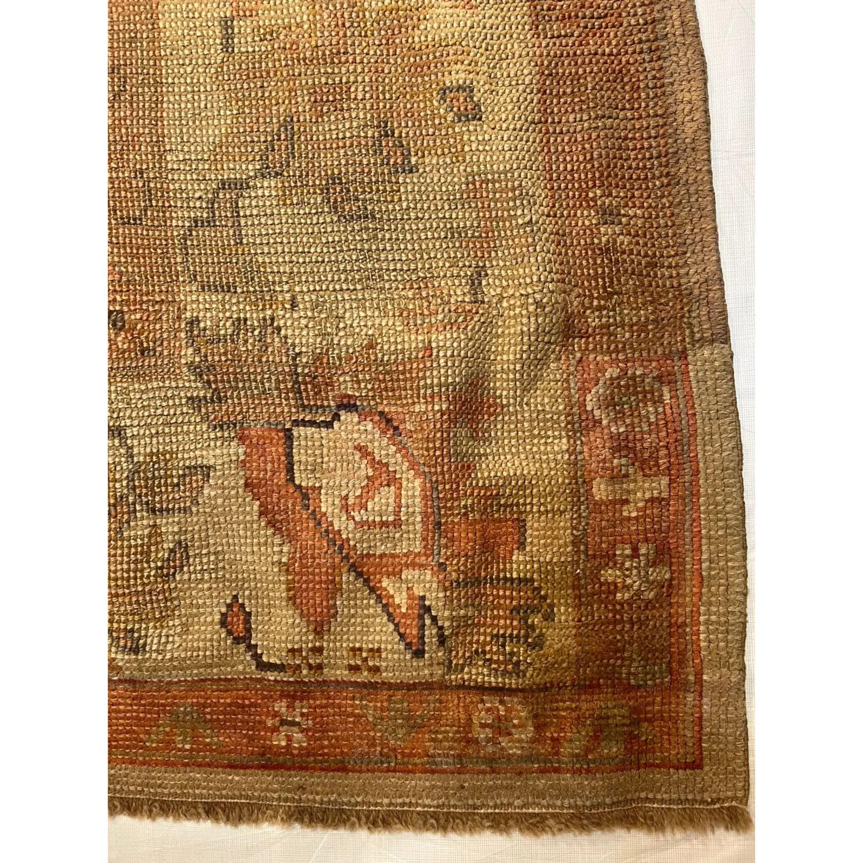 20th Century Tribal Turkish Oushak Rug In Good Condition For Sale In Los Angeles, US