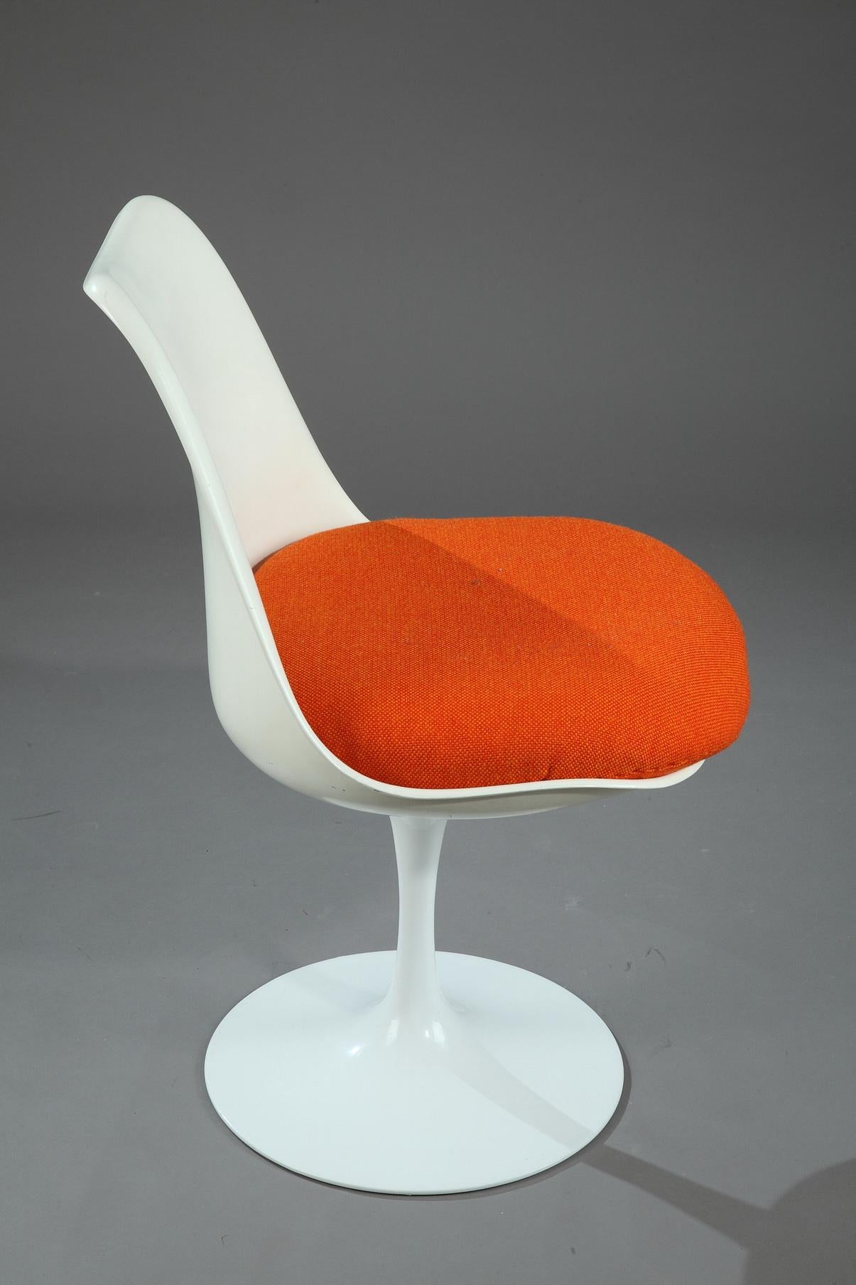 20th Century Tulip Chair by Eero Saarinen In Good Condition In Paris, FR