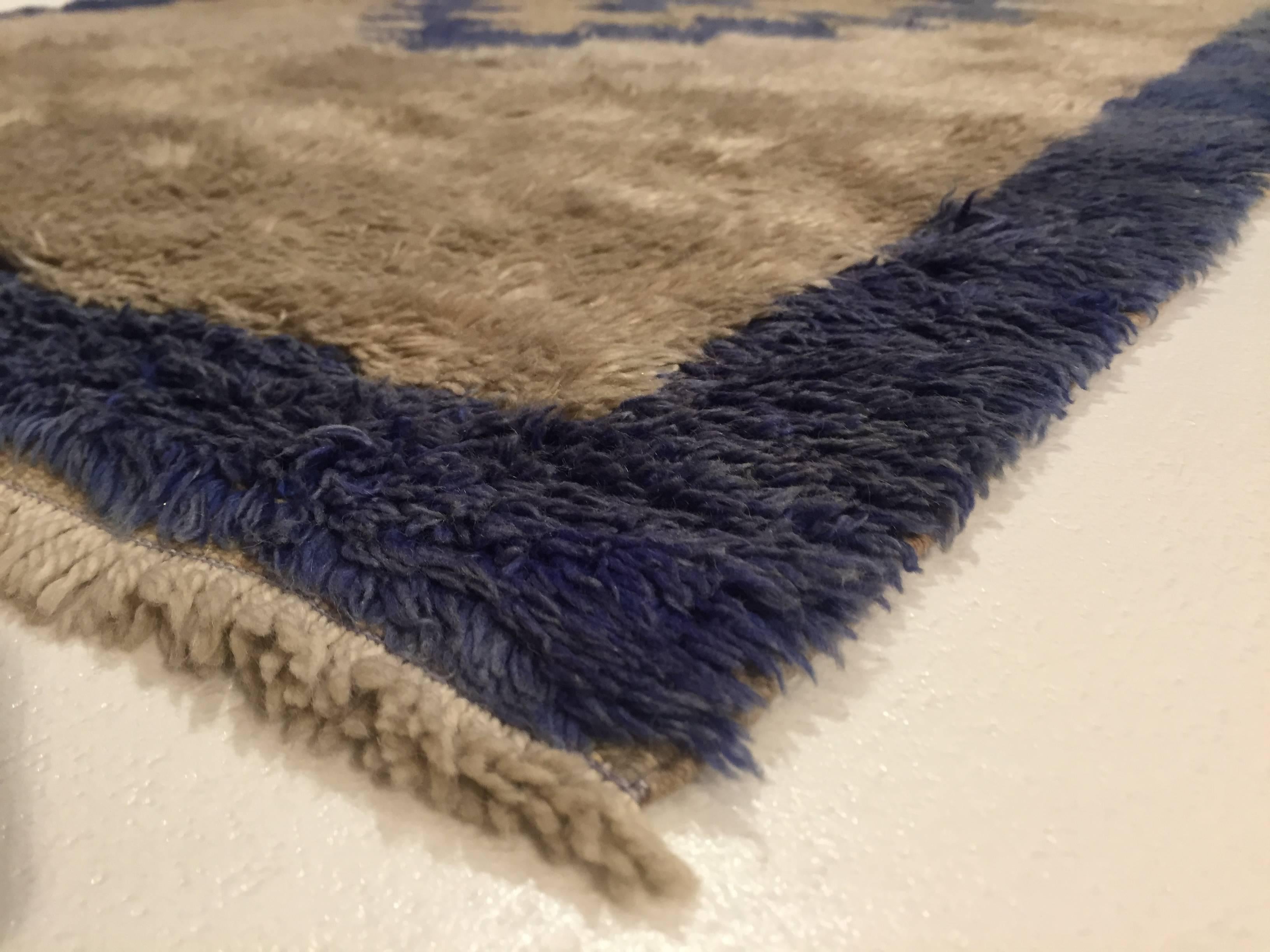 Turkish 20th Century Tulu Hand-Knotted Carpet by Wool Geometric Design Grey and Cobalt For Sale
