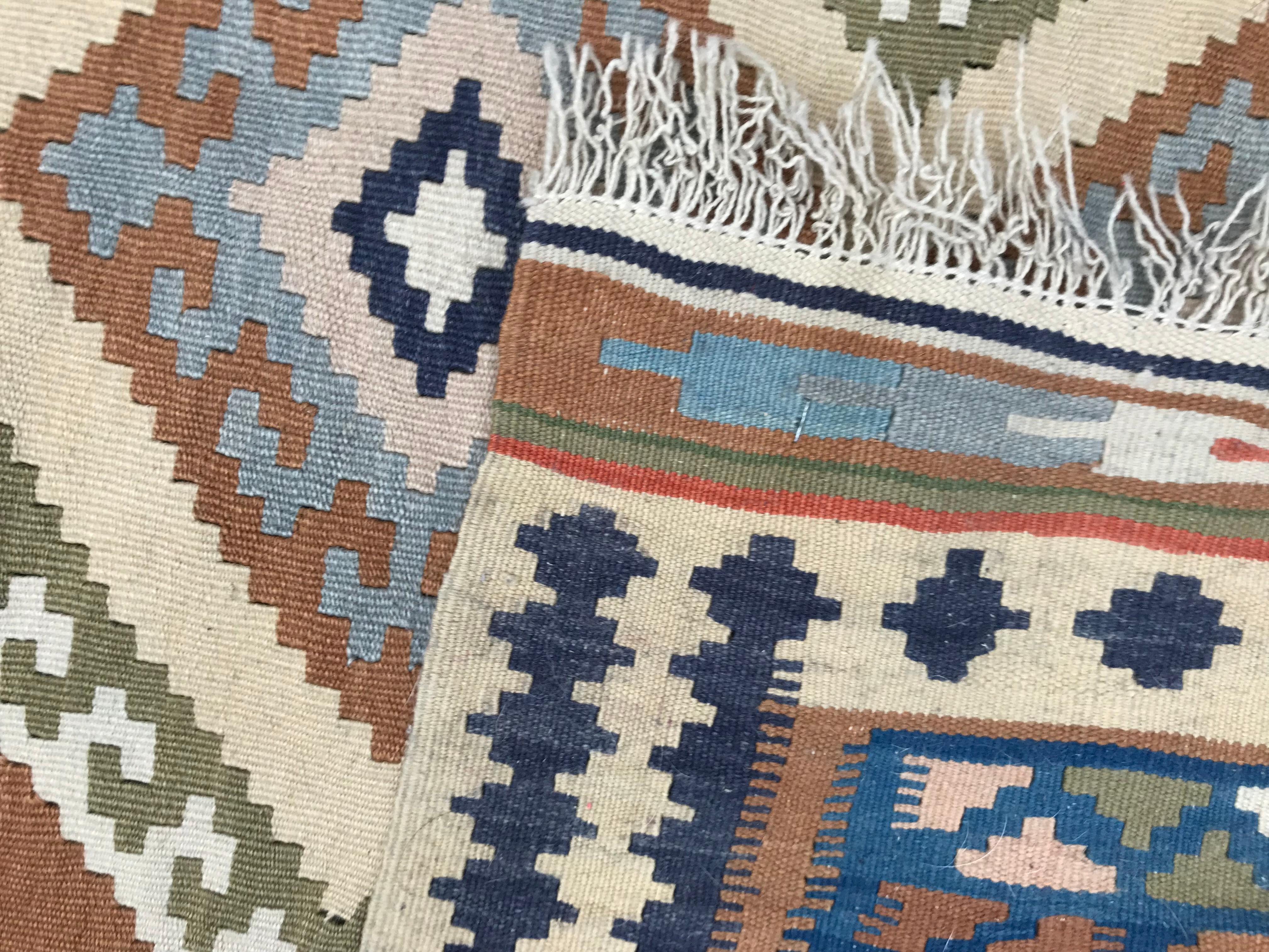 Bobyrug's nice 20th Century Turkish Kilim Flat Rug (tapis plat turc Kilim du 20e siècle) en vente 3