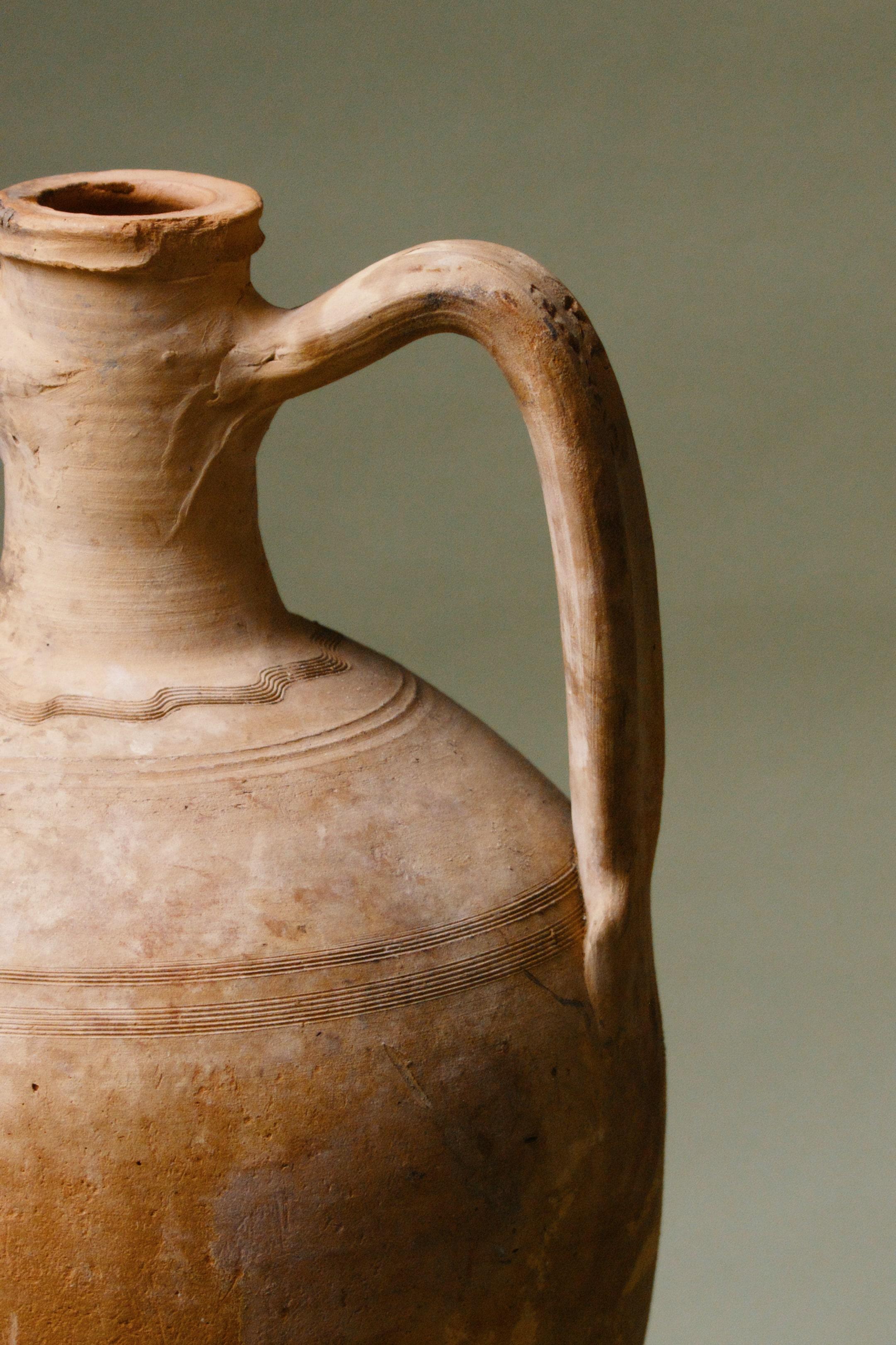 Metà XX secolo Anfora turca in terracotta del XX secolo