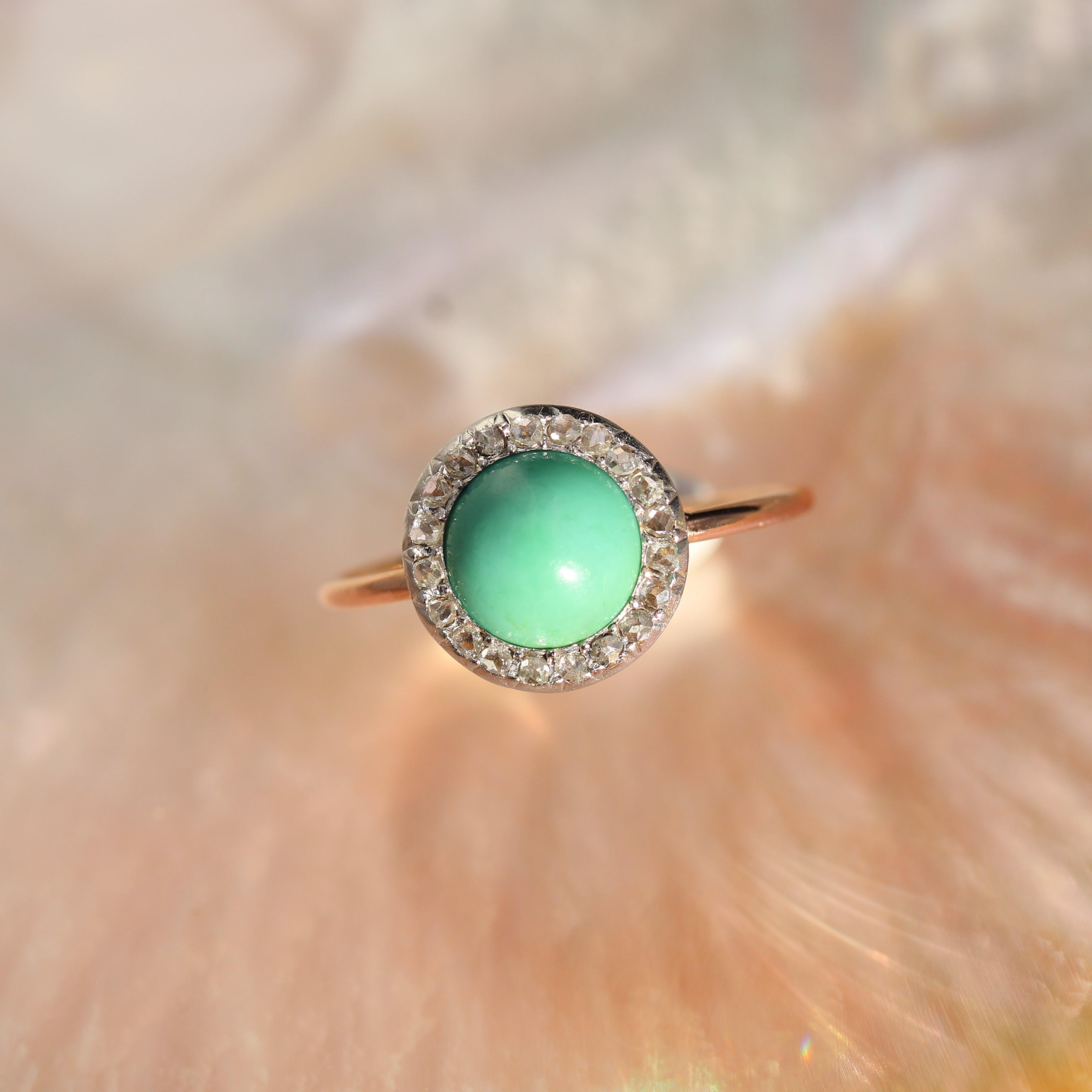 Belle Époque 20th Century Turquoise Diamonds 18 Karat Rose Gold Round in Shape Ring For Sale