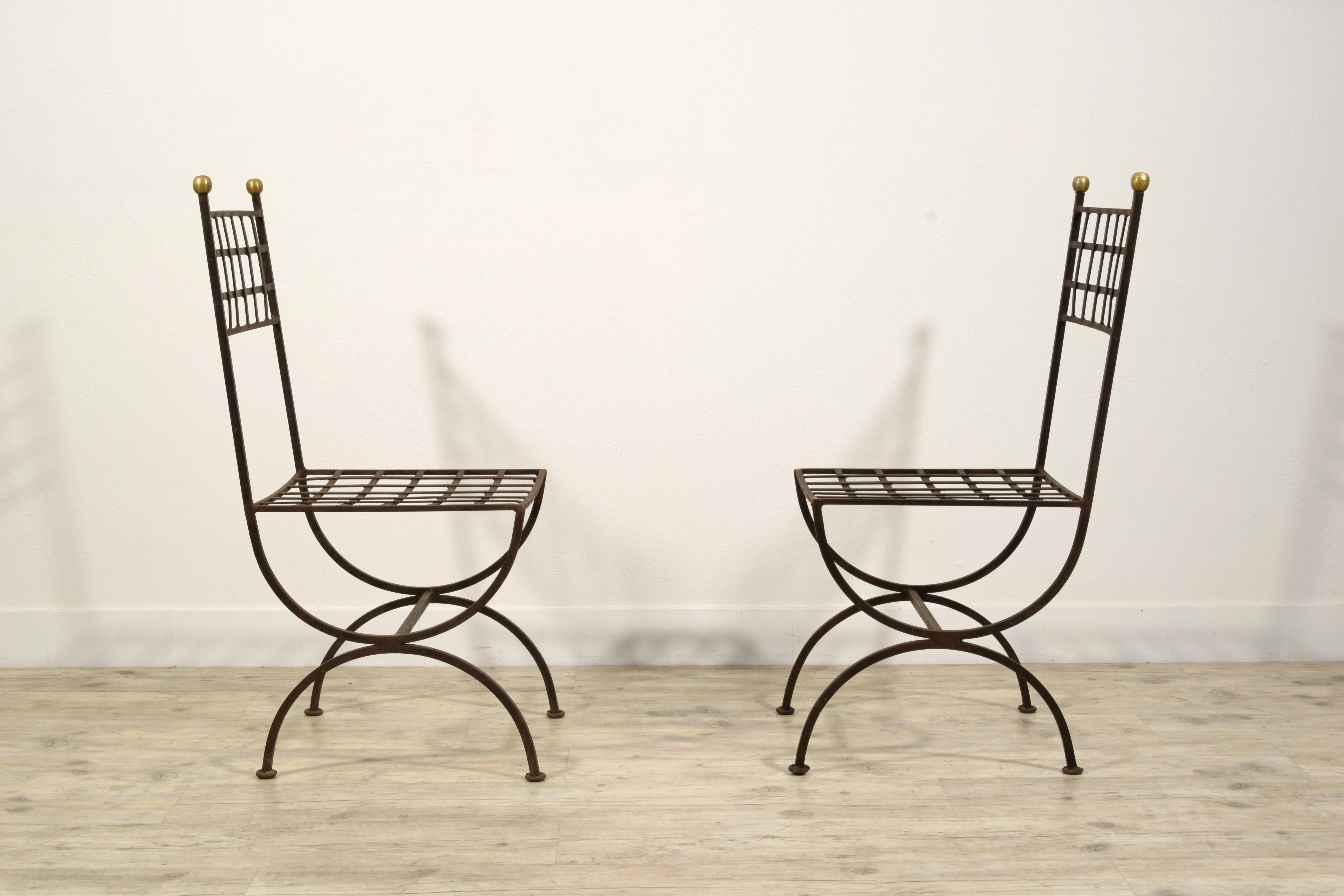 20ème siècle, Douze chaises de jardin italiennes en fer forgé en vente 5