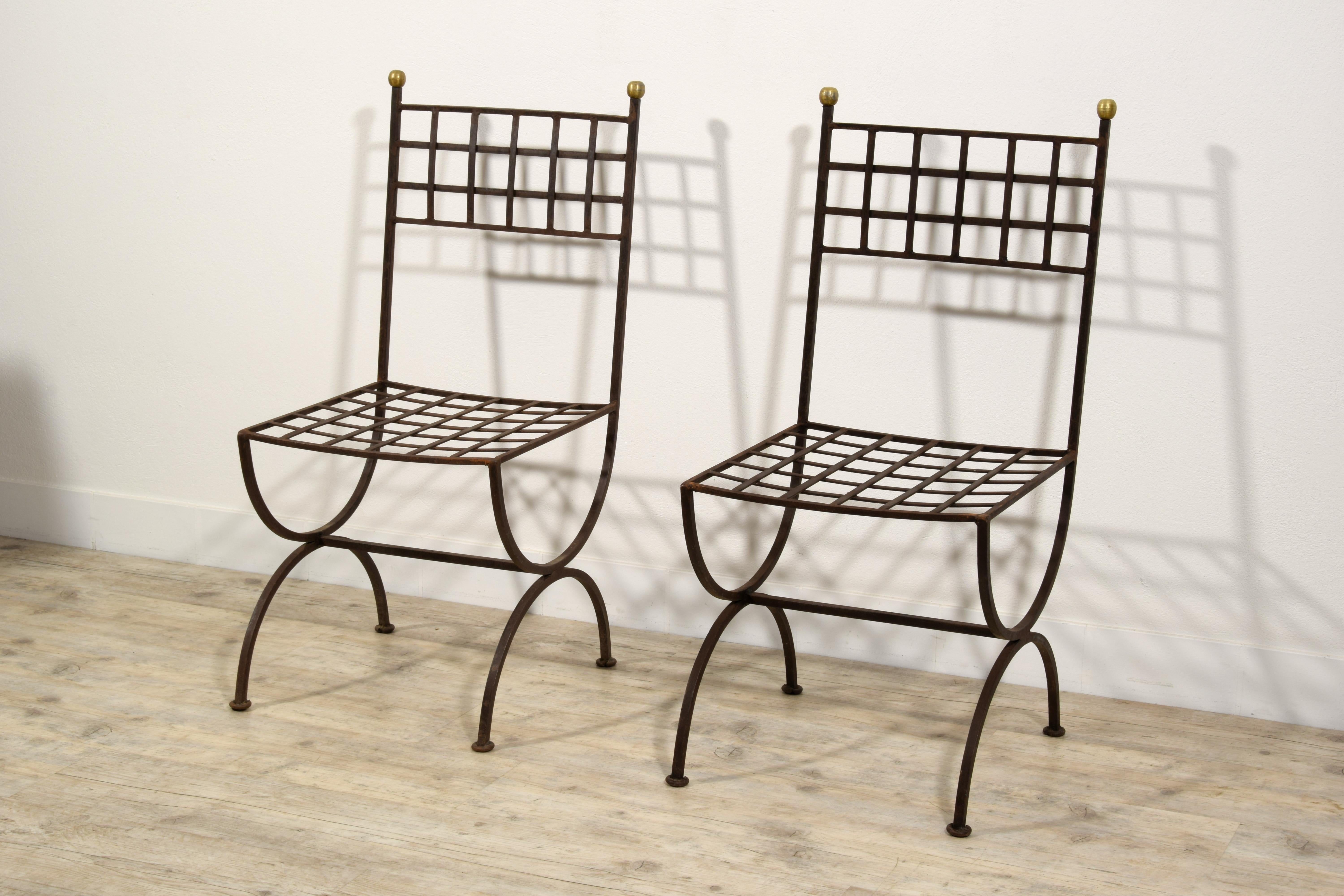 20ème siècle, Douze chaises de jardin italiennes en fer forgé en vente 7