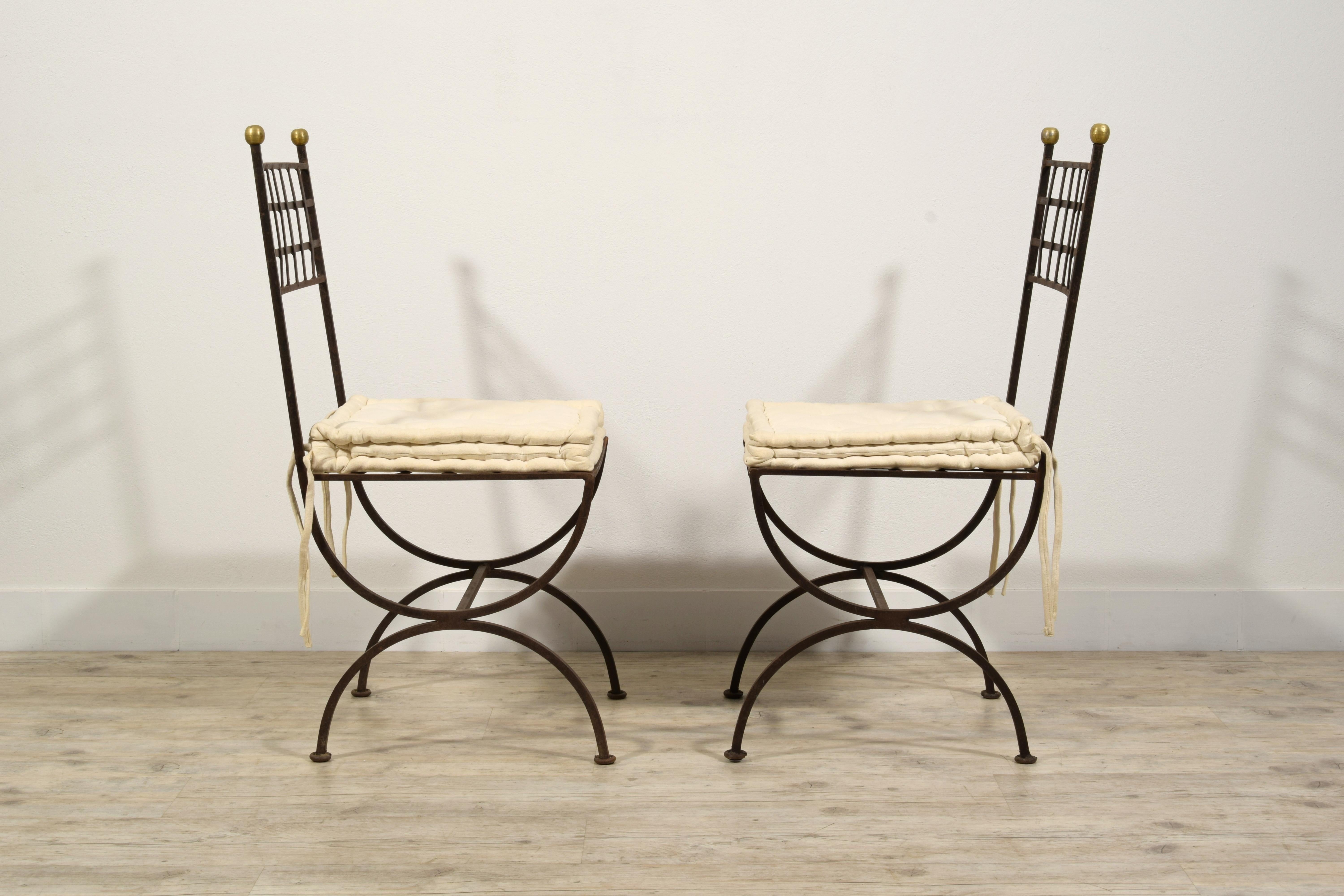 20ème siècle, Douze chaises de jardin italiennes en fer forgé en vente 3