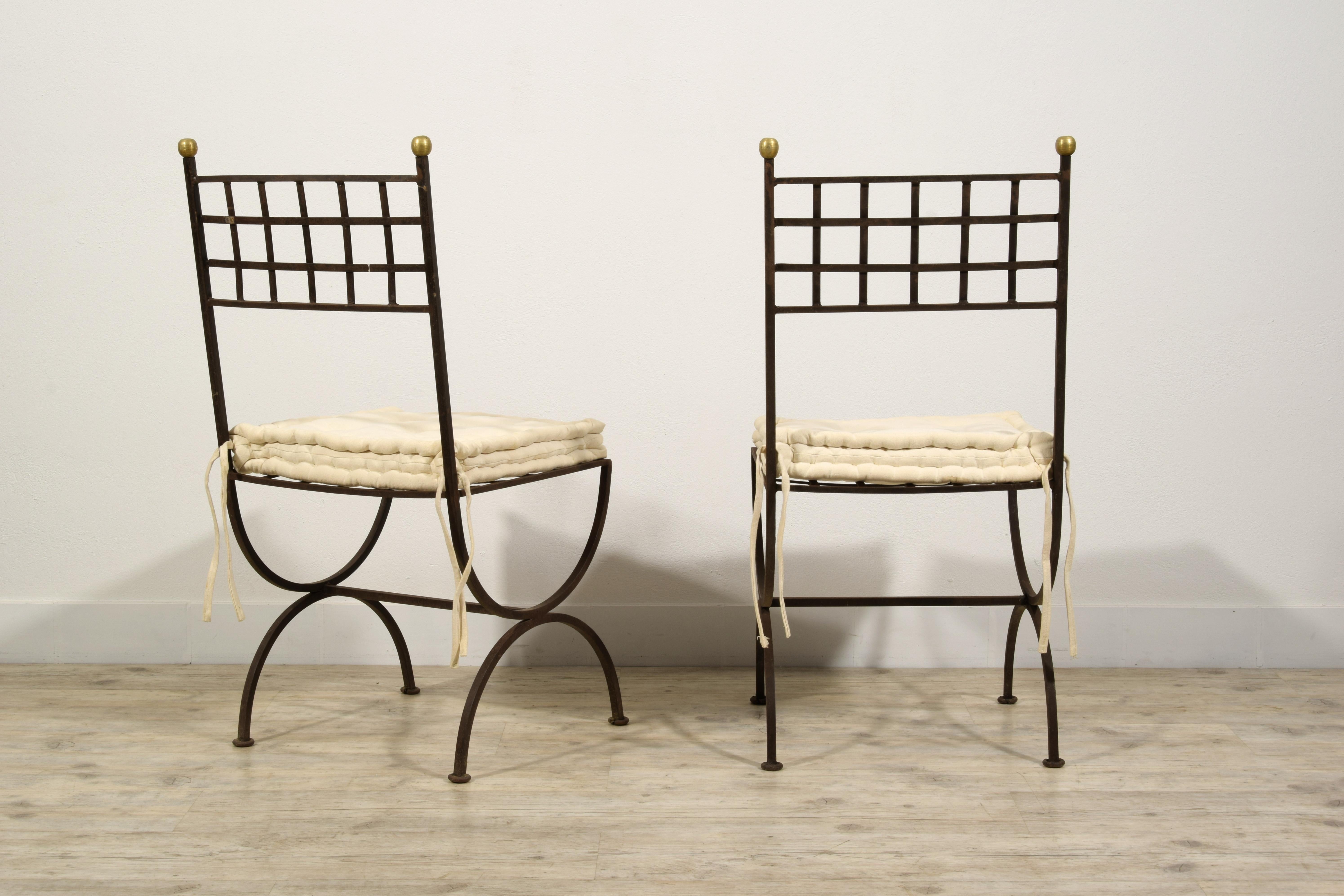 20ème siècle, Douze chaises de jardin italiennes en fer forgé en vente 4