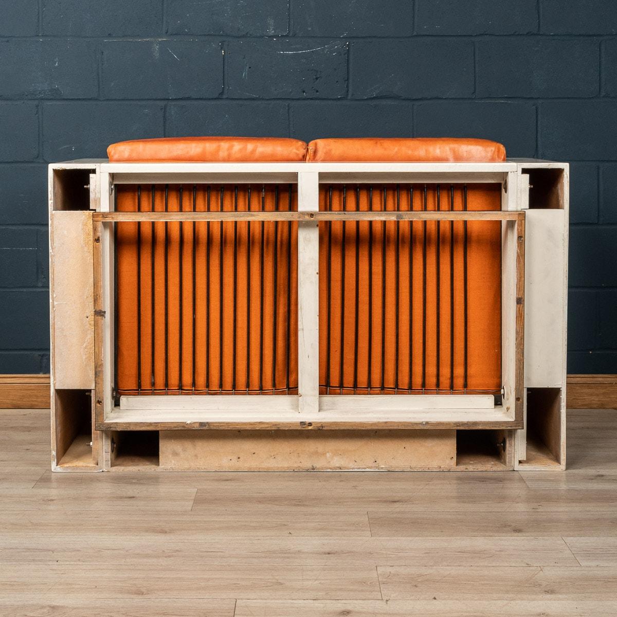 Zweisitzer-Sofa des 20. Jahrhunderts von Lella und Massimo Vignelli für Poltronova im Angebot 4