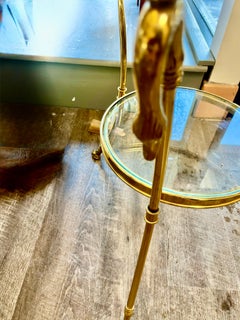 Ventesimo secolo a due livelli gueridon in ottone e vetro