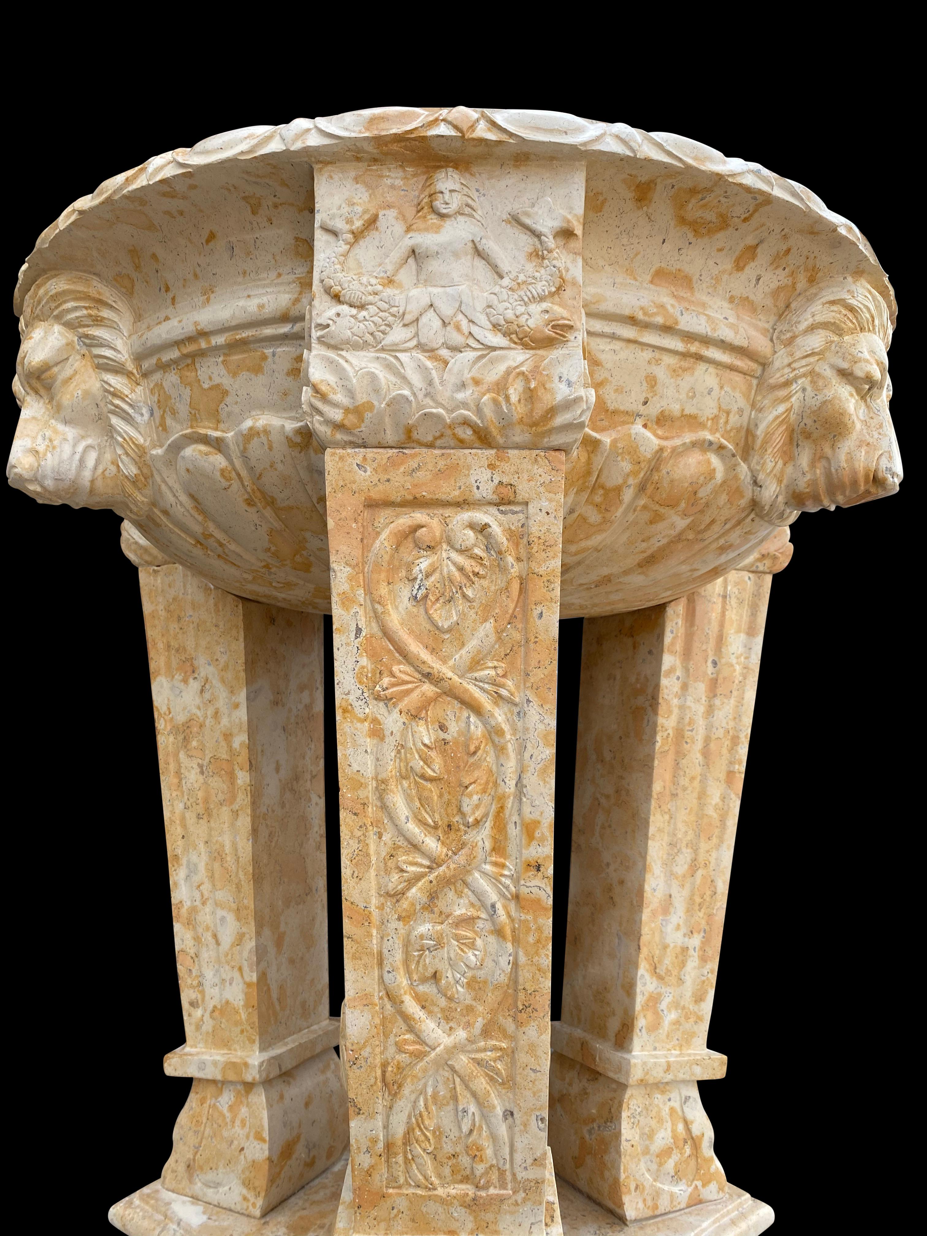 20th Century Two Toned Marble Planter/Tazzer/Bird Bath For Sale 7