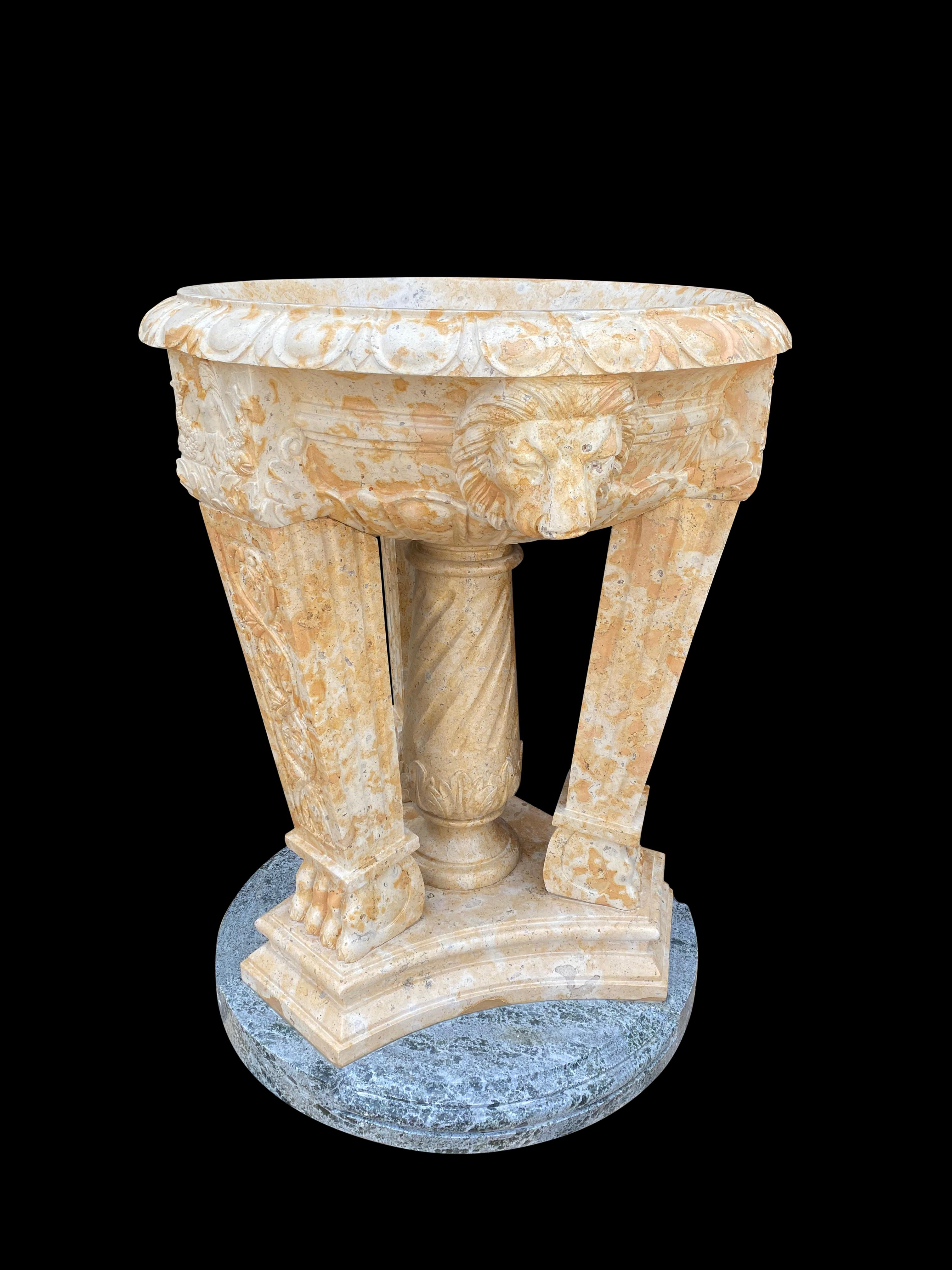 20th Century Two Toned Marble Planter/Tazzer/Bird Bath For Sale 1