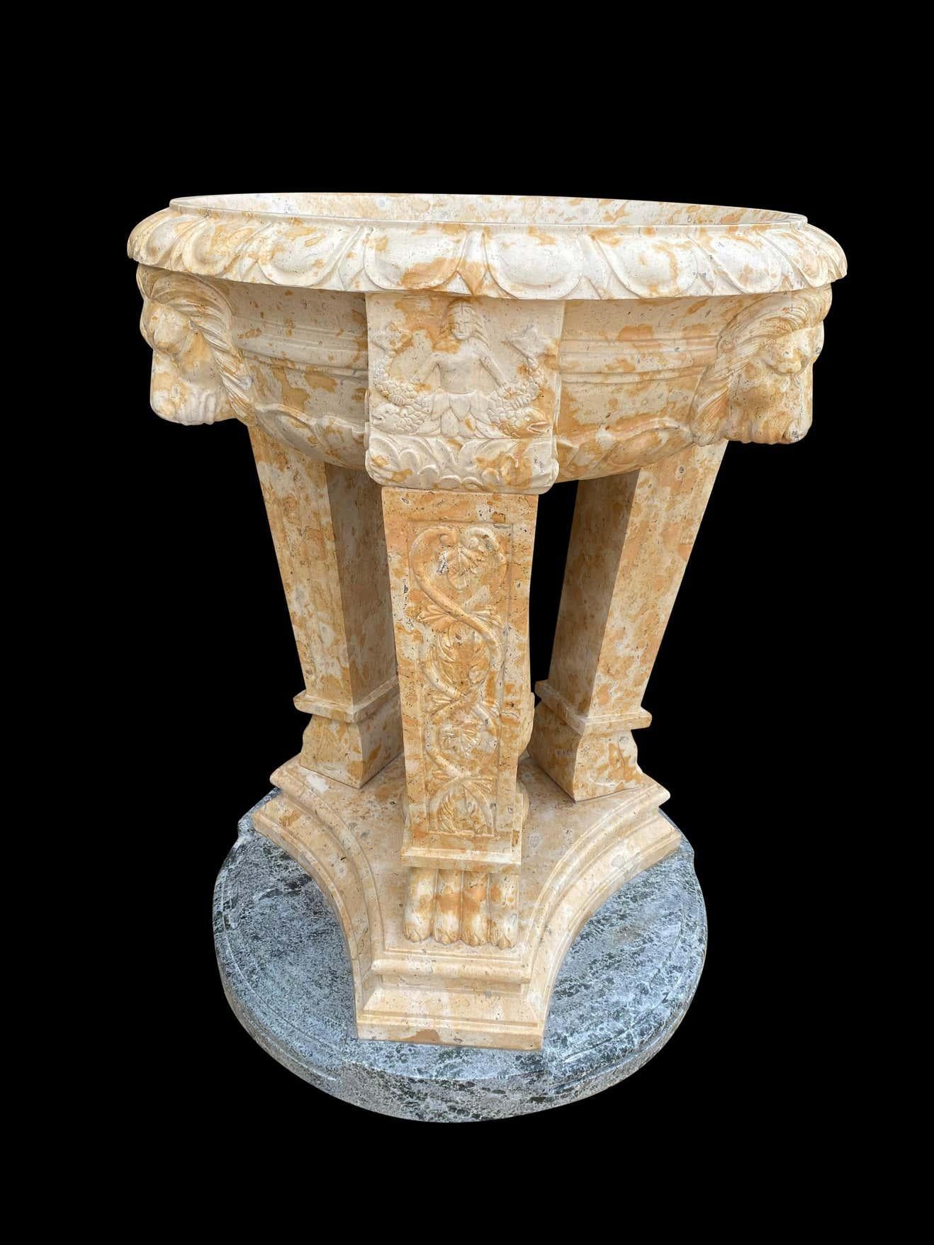 20th Century Two Toned Marble Planter/Tazzer/Bird Bath For Sale 3