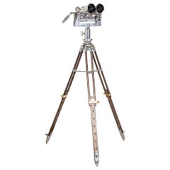 20th Century Tzk Anti-Aircraft Binoculars on Telescopic Stand, circa 1950