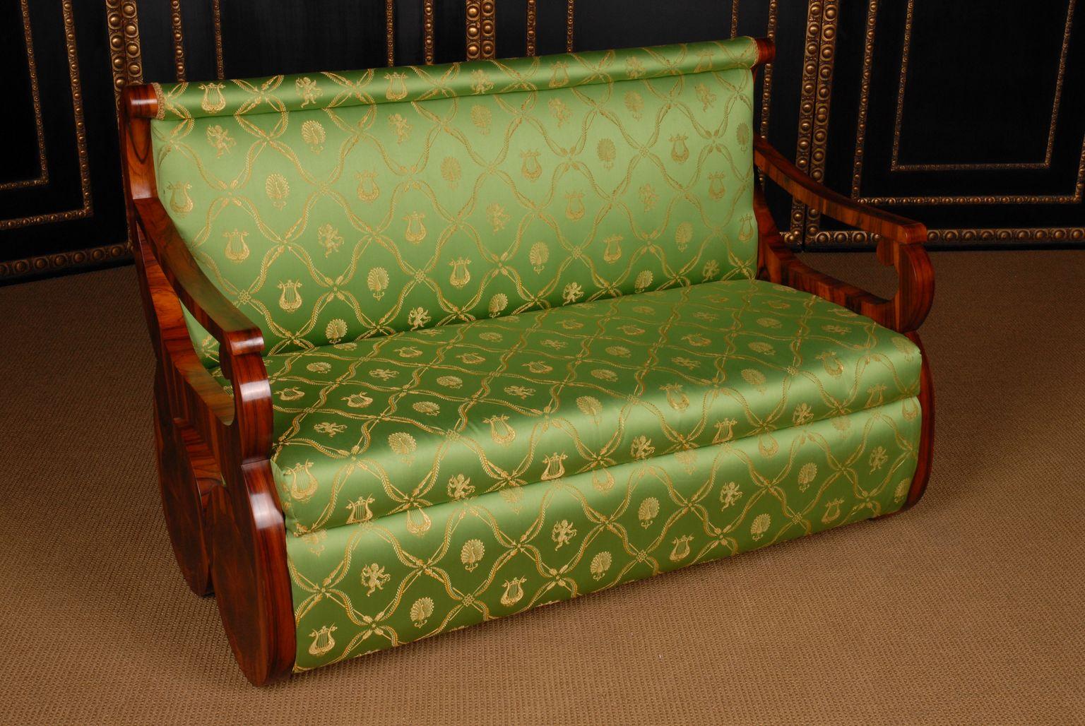 Einzigartiges Canape-Sofa im Empire-Biedermeier-Stil des 20. Jahrhunderts im Angebot 5