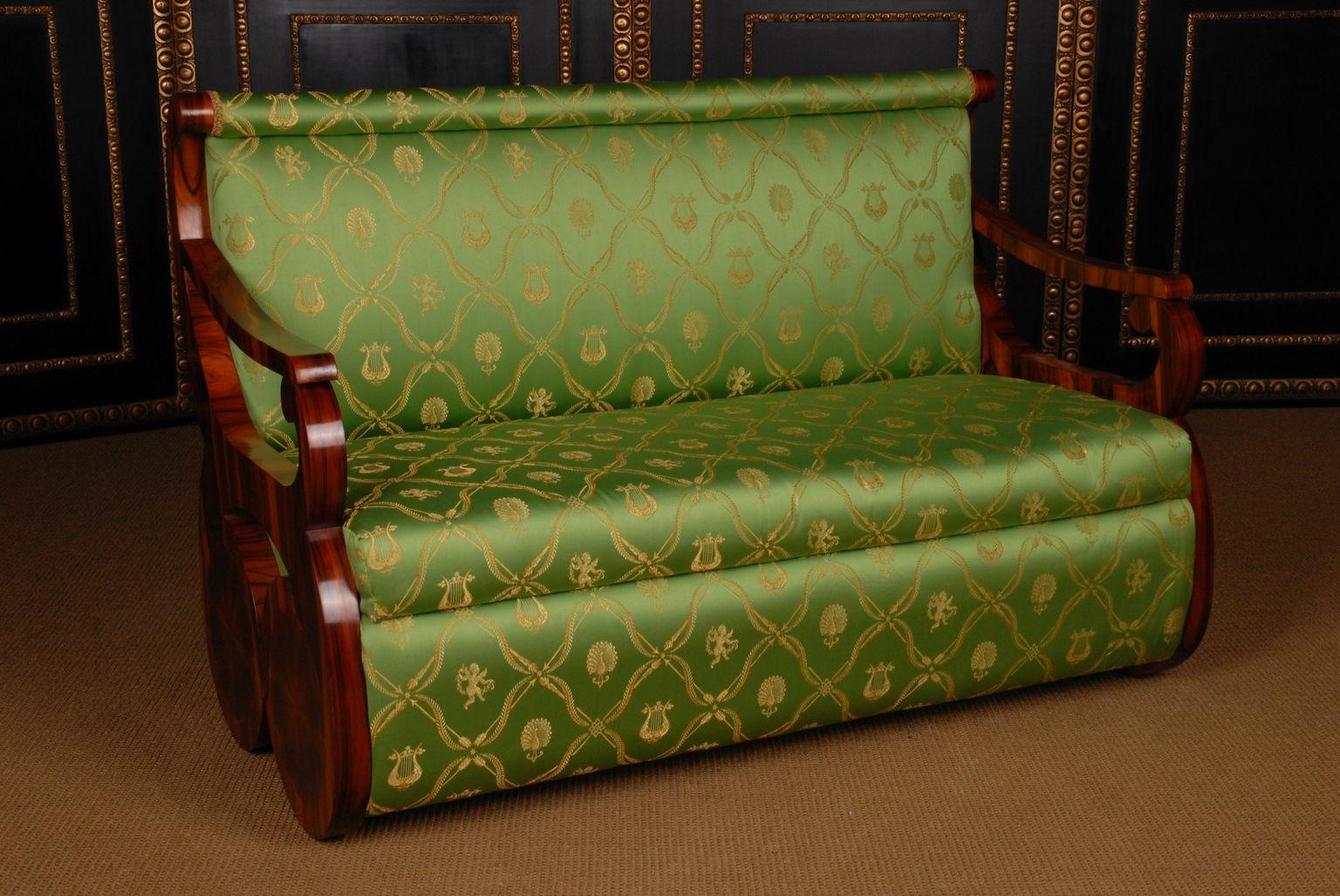 Einzigartiges Canape-Sofa im Empire-Biedermeier-Stil des 20. Jahrhunderts im Angebot 4