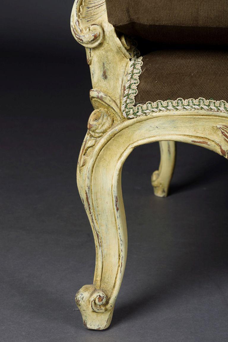 Einzigartiges französisches Sofa/Sofa aus dem 20. Jahrhundert, Louis XV.-Stil, Buchenholz im Angebot 7