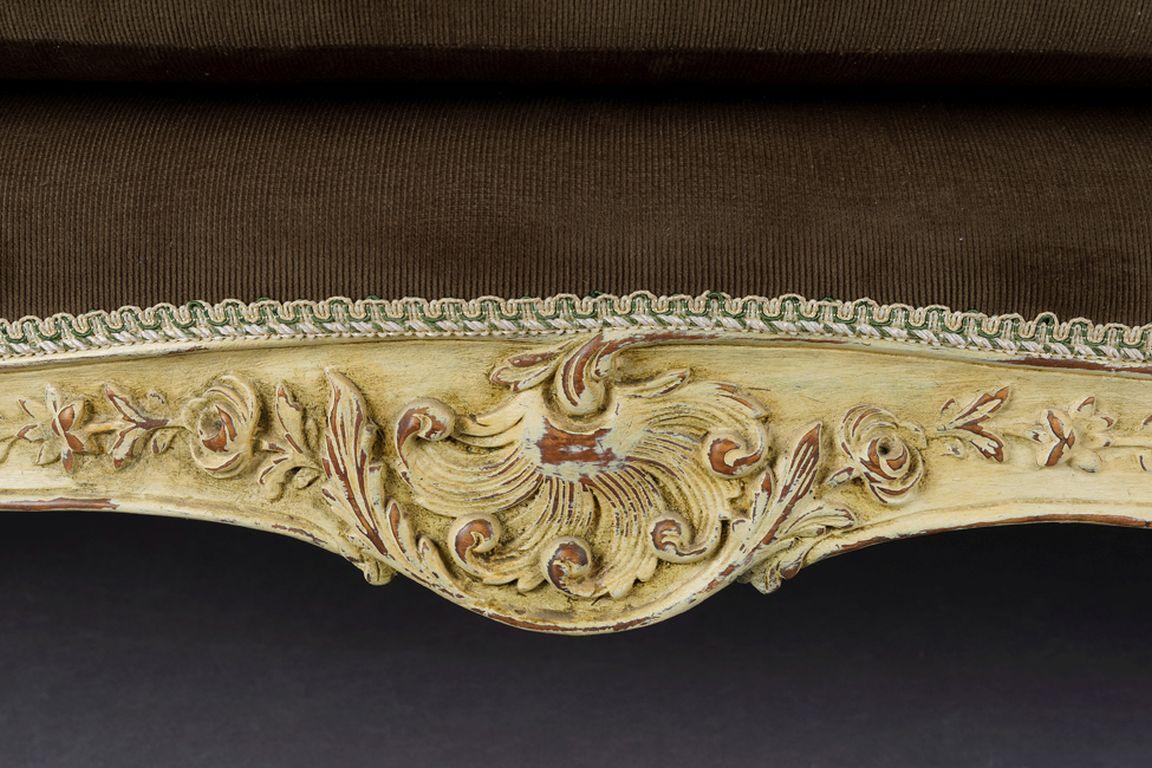 Einzigartiges französisches Sofa/Sofa aus dem 20. Jahrhundert, Louis XV.-Stil, Buchenholz im Angebot 4