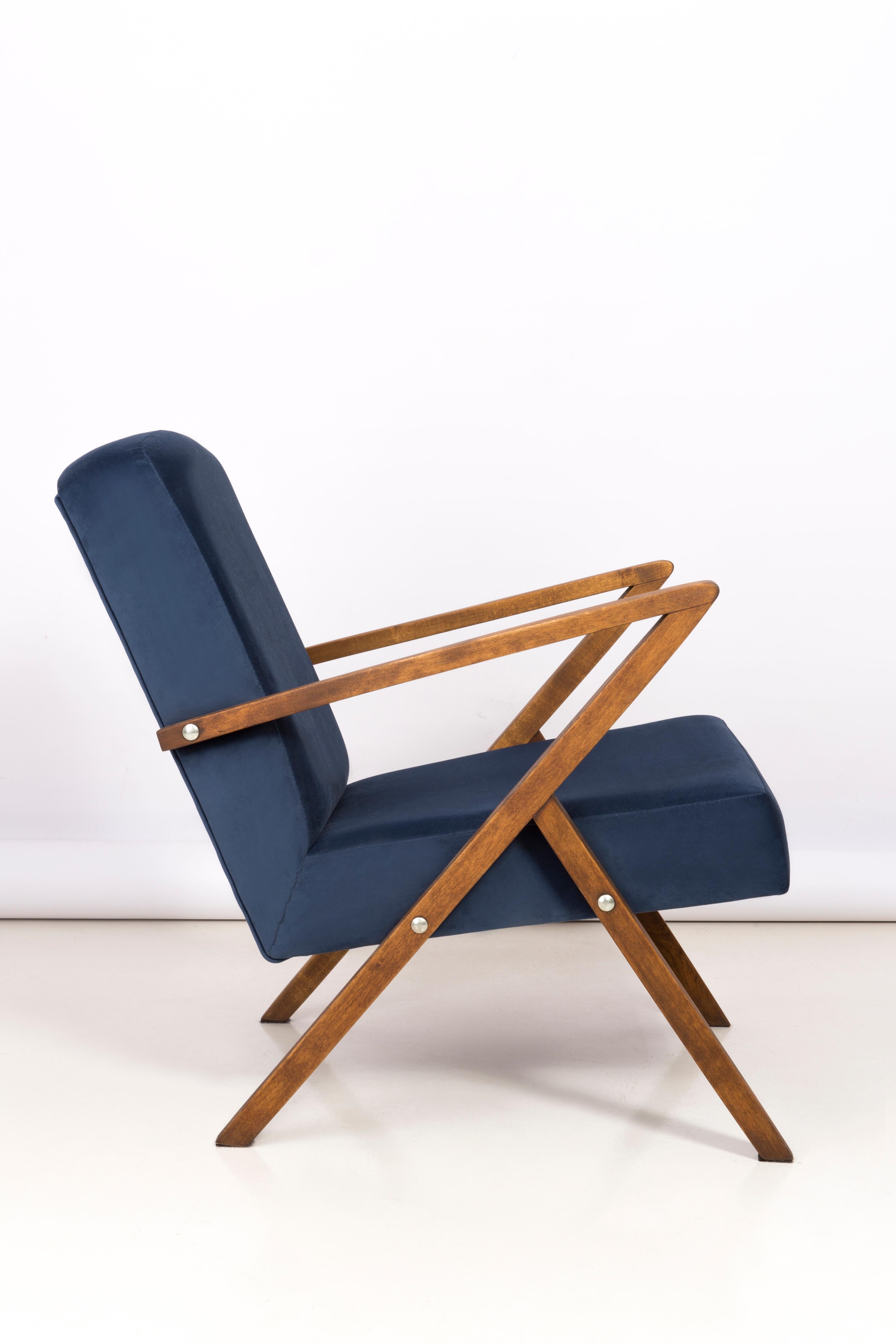 Hand-Crafted 20th Century Unique Zet Armchair, Navy Velvet, 1970s, Poland For Sale