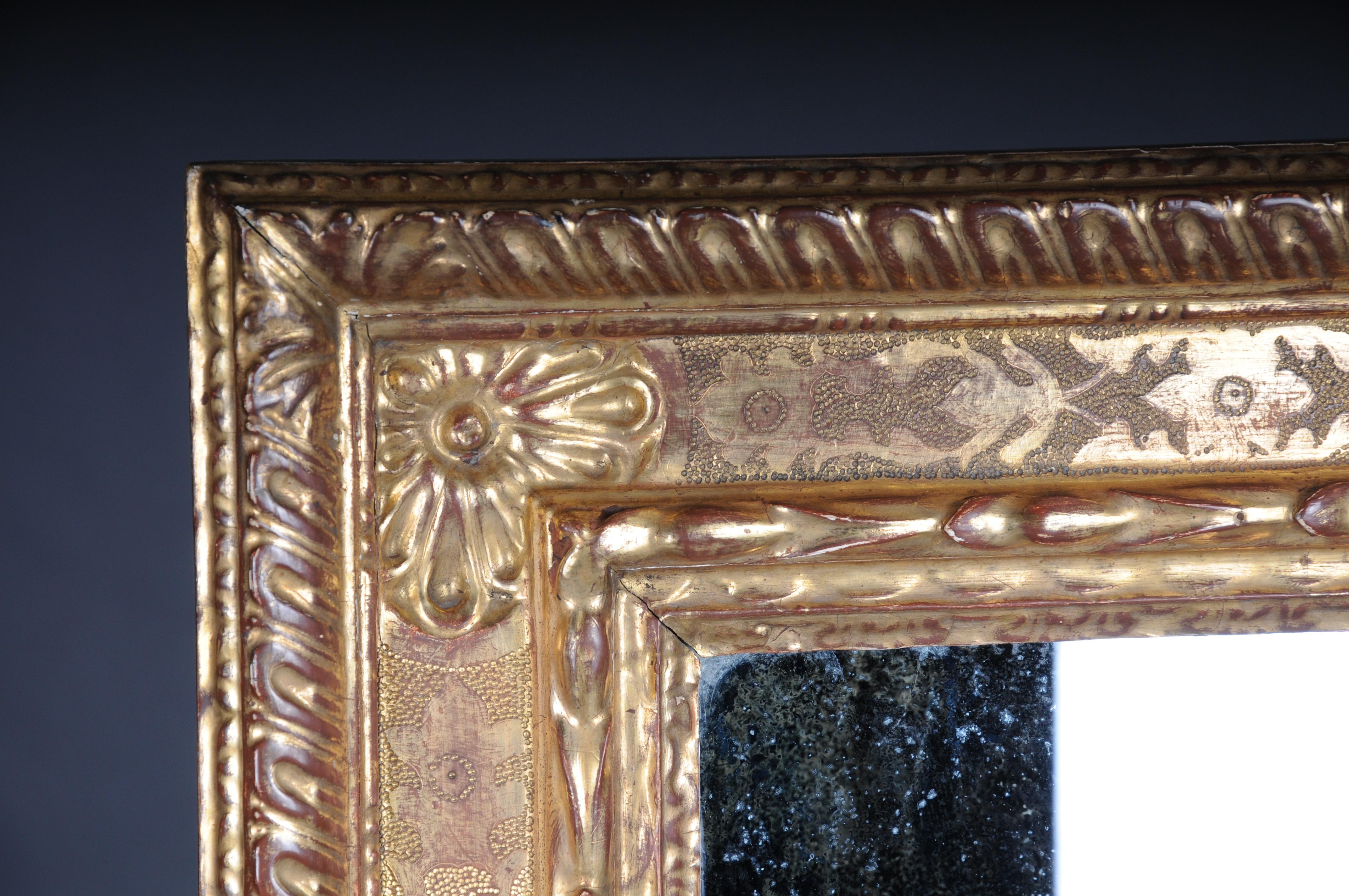20e siècle Miroir mural antique insolite, cadre doré en vente 11