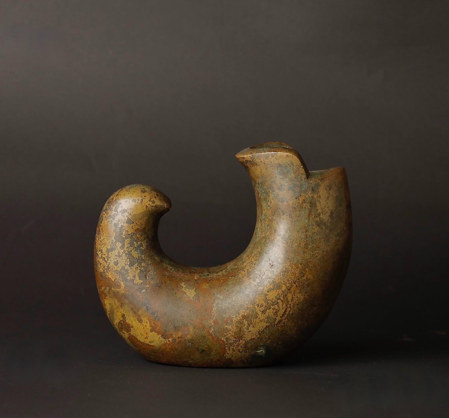 20th century unusual Bronze Vase by a Nitten Artist by Yoshida Eiji For Sale 10