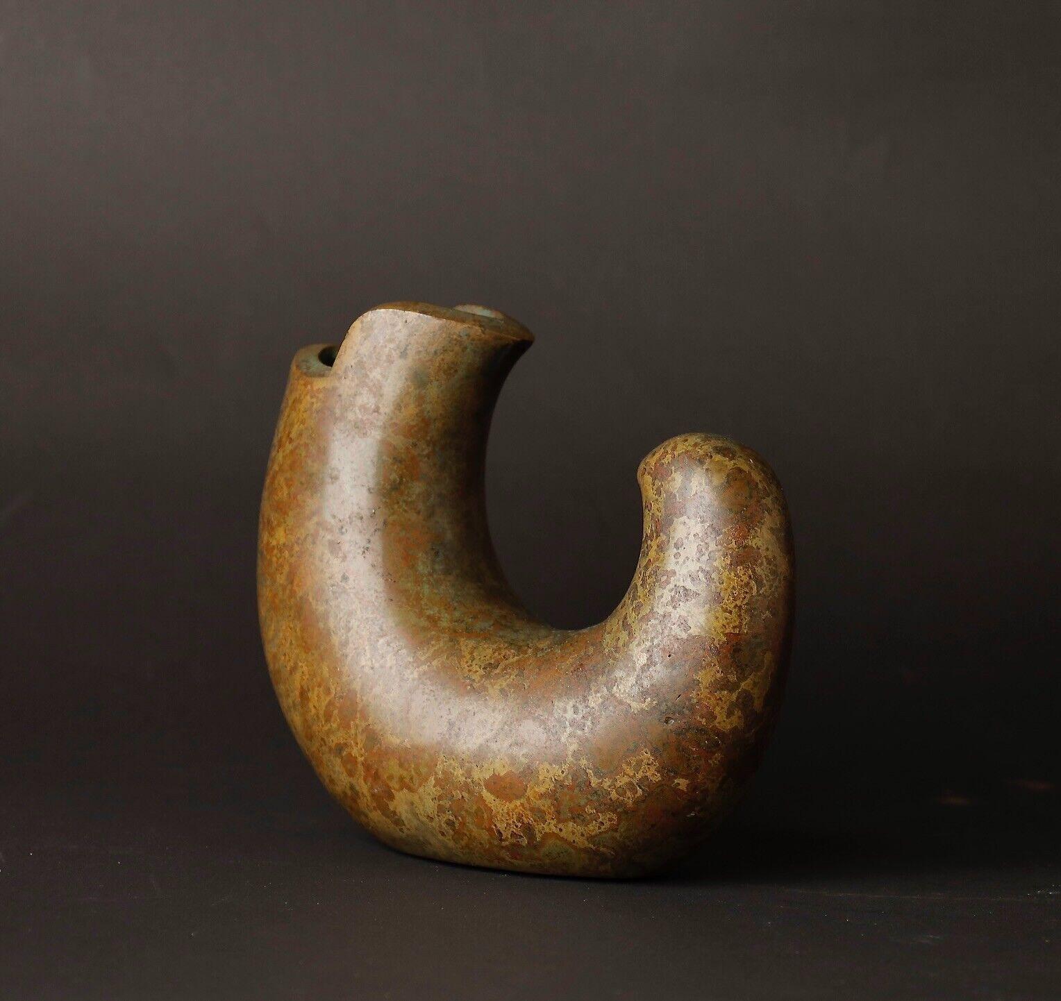 Unusual signed Bronze Vase by a Nitten Artist Yoshida Eiji ,  20th century 
Yoshida Eiji  : Born in Osaka in 1911 (Meiji 44), Eiji Yoshida was a sculptor who studied under Seibo Kitamura. After graduating from the Tokyo Fine Arts School, he was