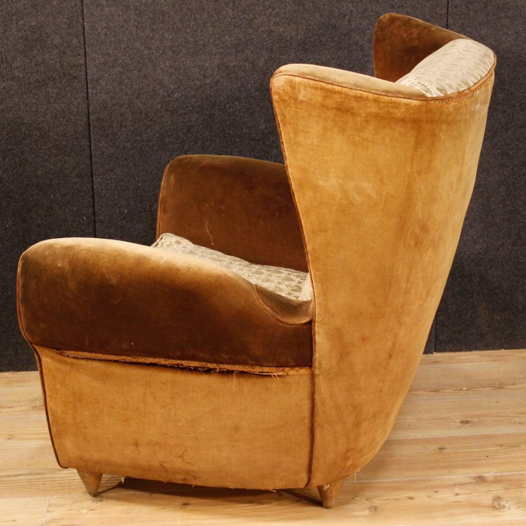 20th Century Velvet and Fabric Italian Gio Ponti Style Armchair, 1970 4