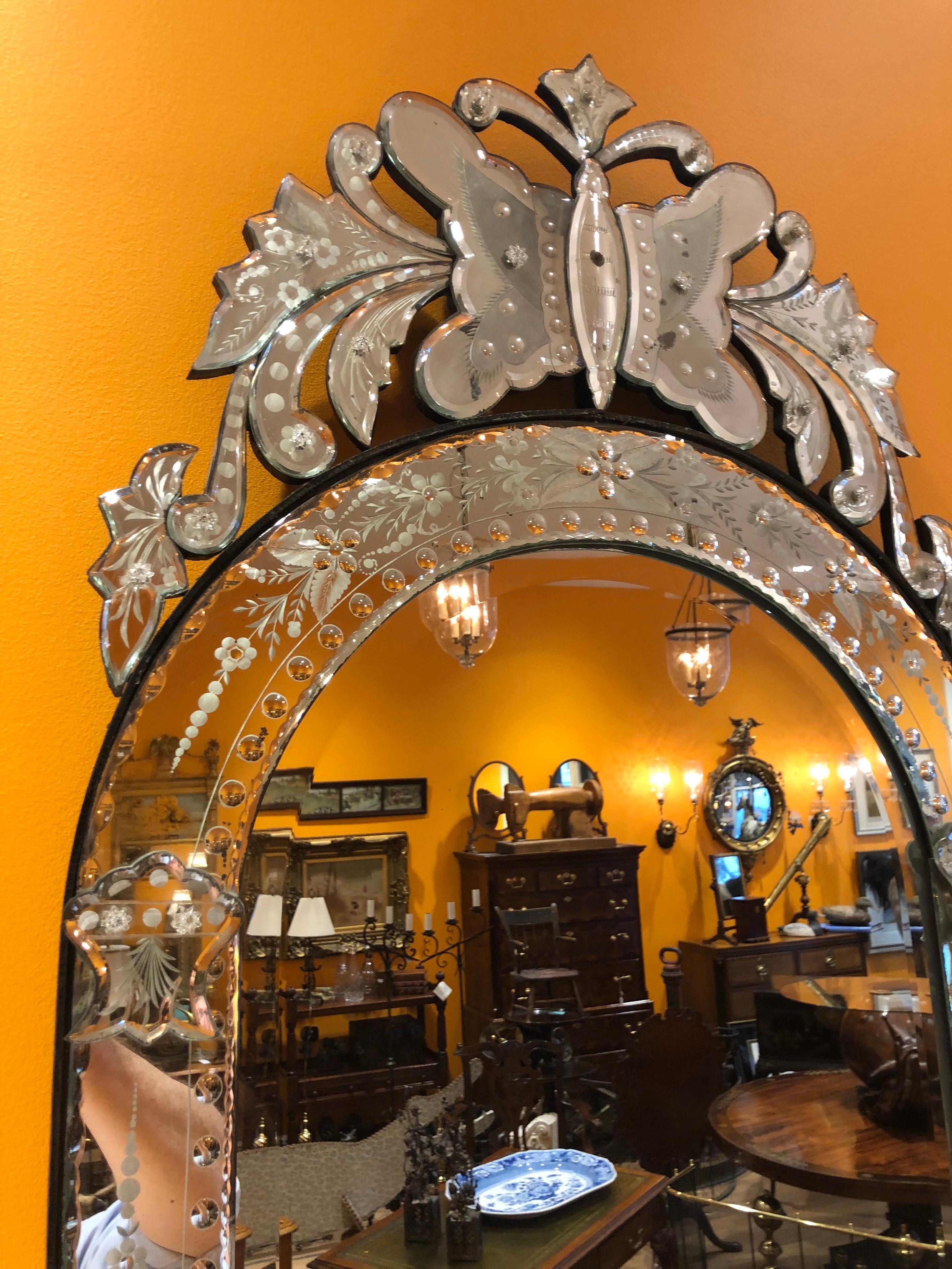 20th Century Venetian Mirror with Butterfly Motif In Good Condition In Charleston, SC