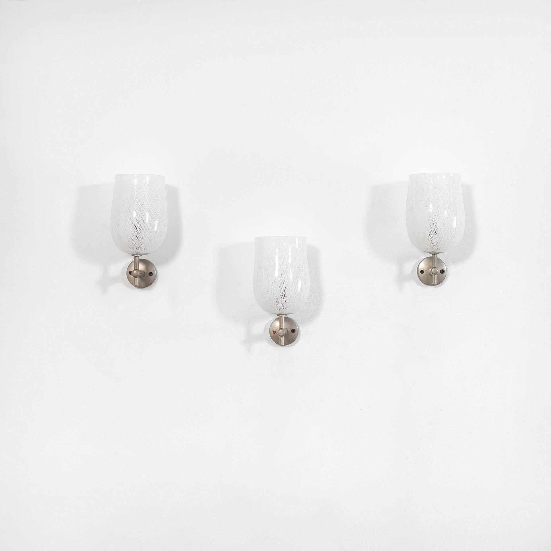 Mid-Century Modern 20th Century Venini Set of Three Wall Lamps in Murano Glass and Chrome, 50s