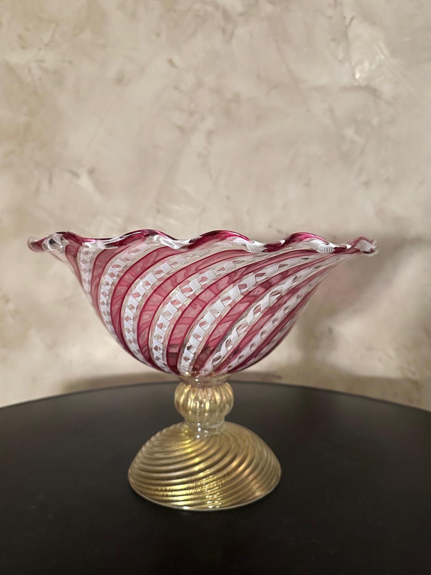 Italian 20th century Venitian Murano Glass Bowl, 1950s For Sale