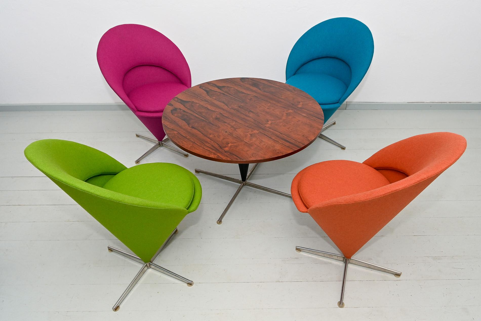 20th Century Verner Panton Seating Group Four Cone Chairs And Table 5