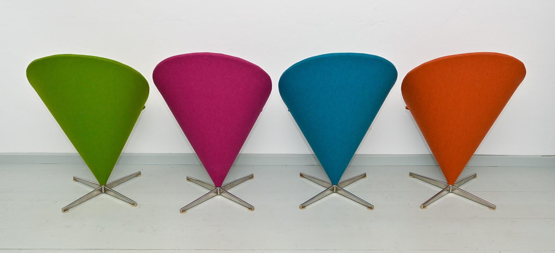 20th Century Verner Panton Seating Group Four Cone Chairs And Table 7