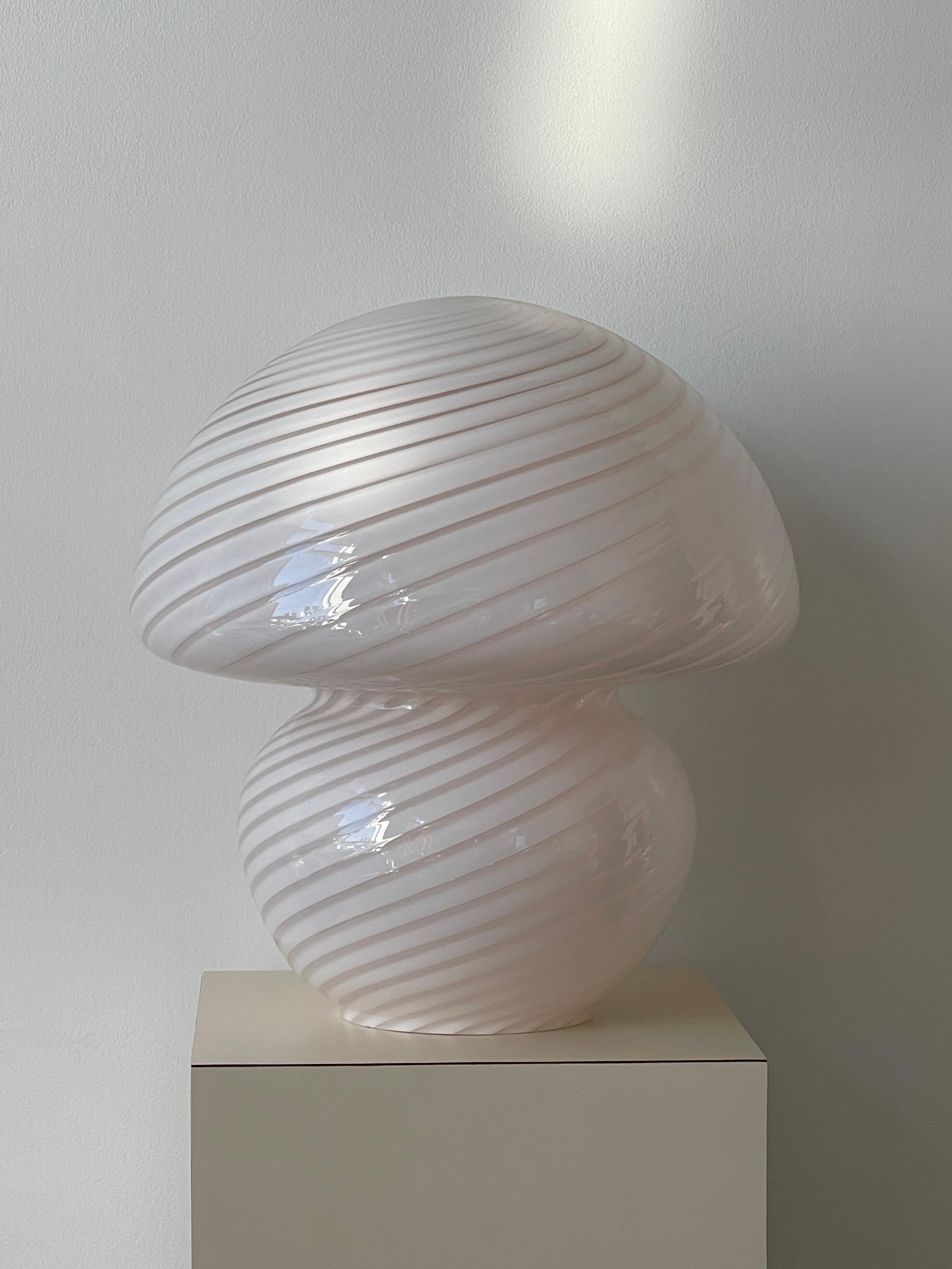 Post-Modern 20th Century Vetri Murano Pink Mushroom Lamp