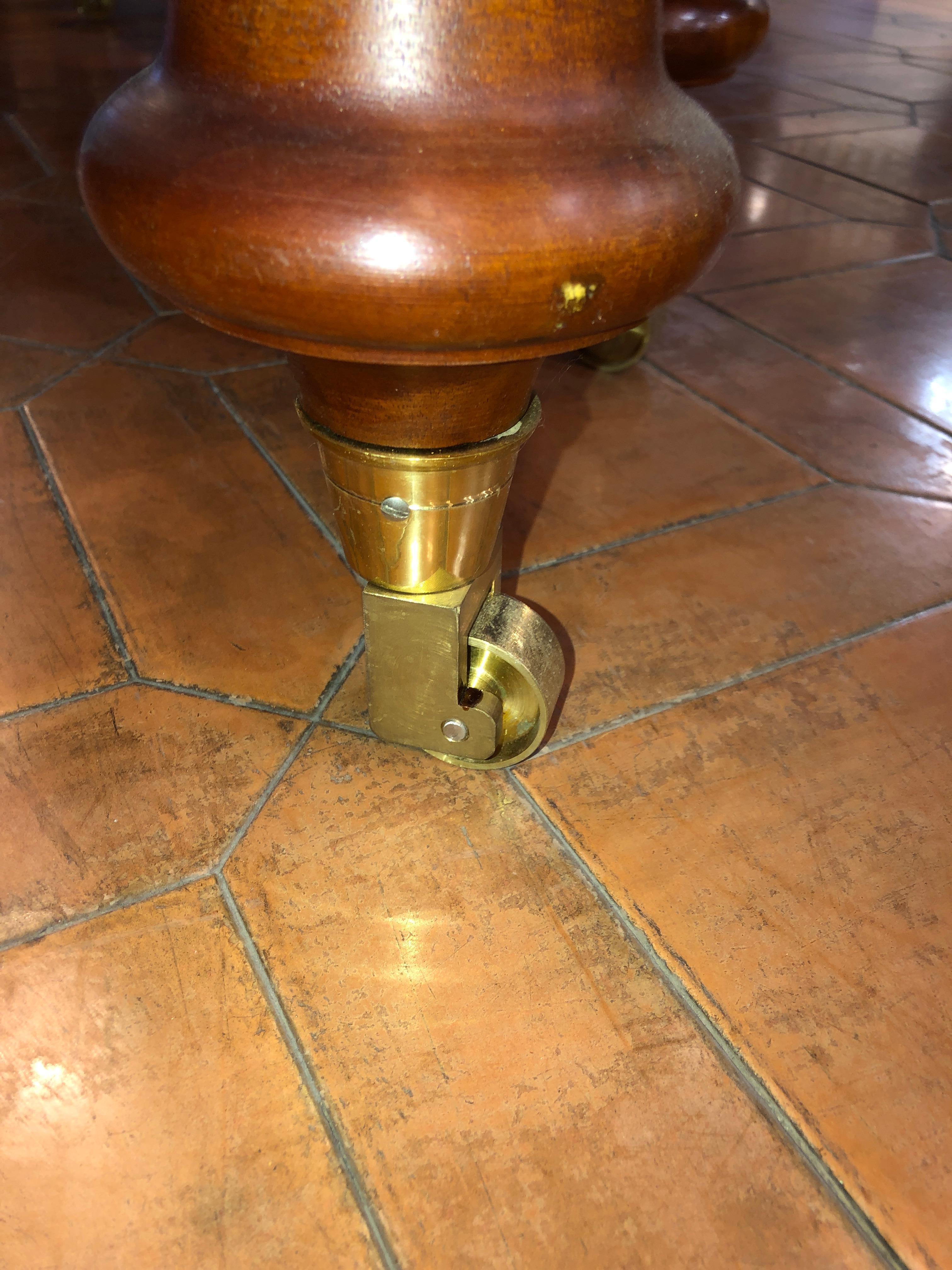 20th Century Victorian Mahogany English Monumental Extendable Table, 1900s 3